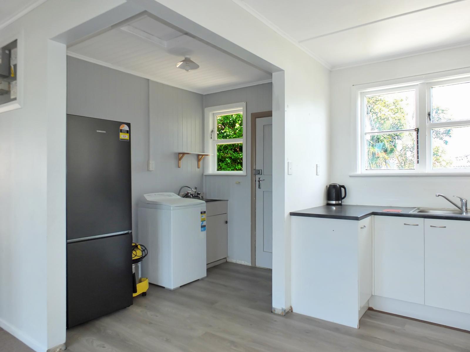 8 Johnston Street, Foxton