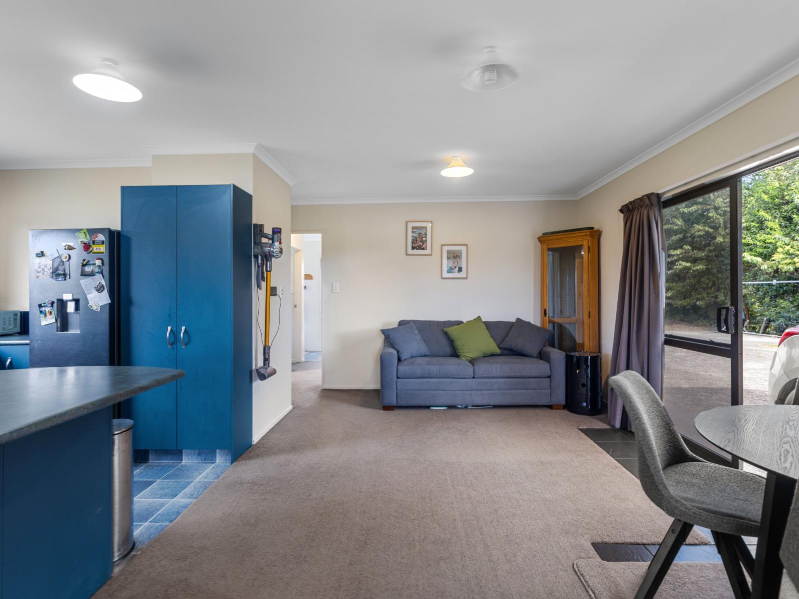 36 Loop Road, Minden