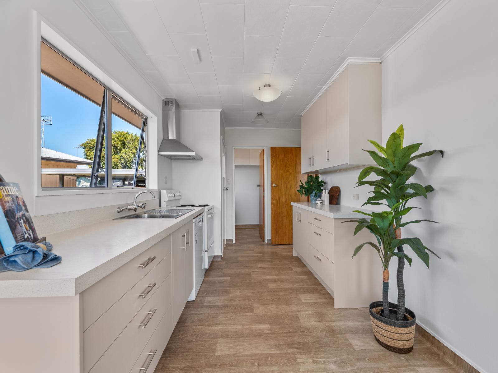 27 Southwark Avenue, Tamatea