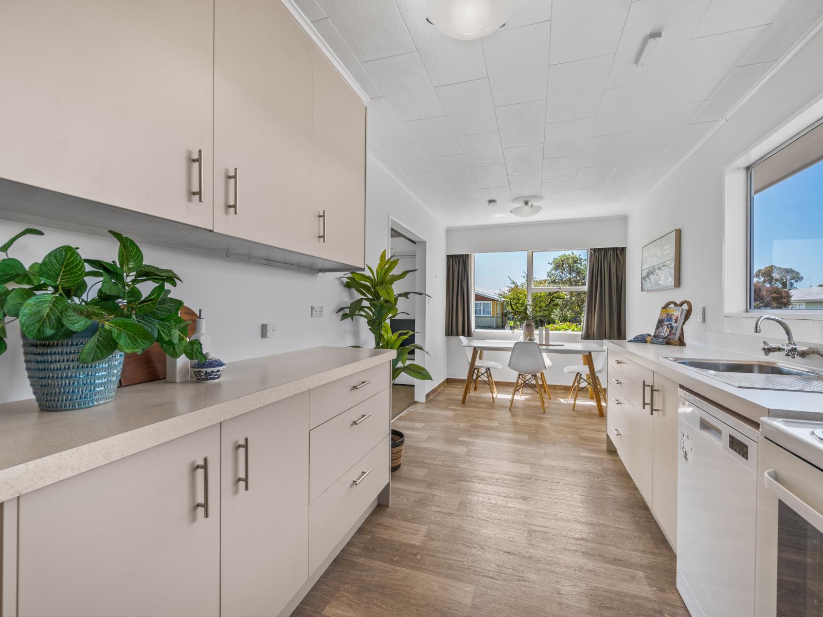 27 Southwark Avenue, Tamatea