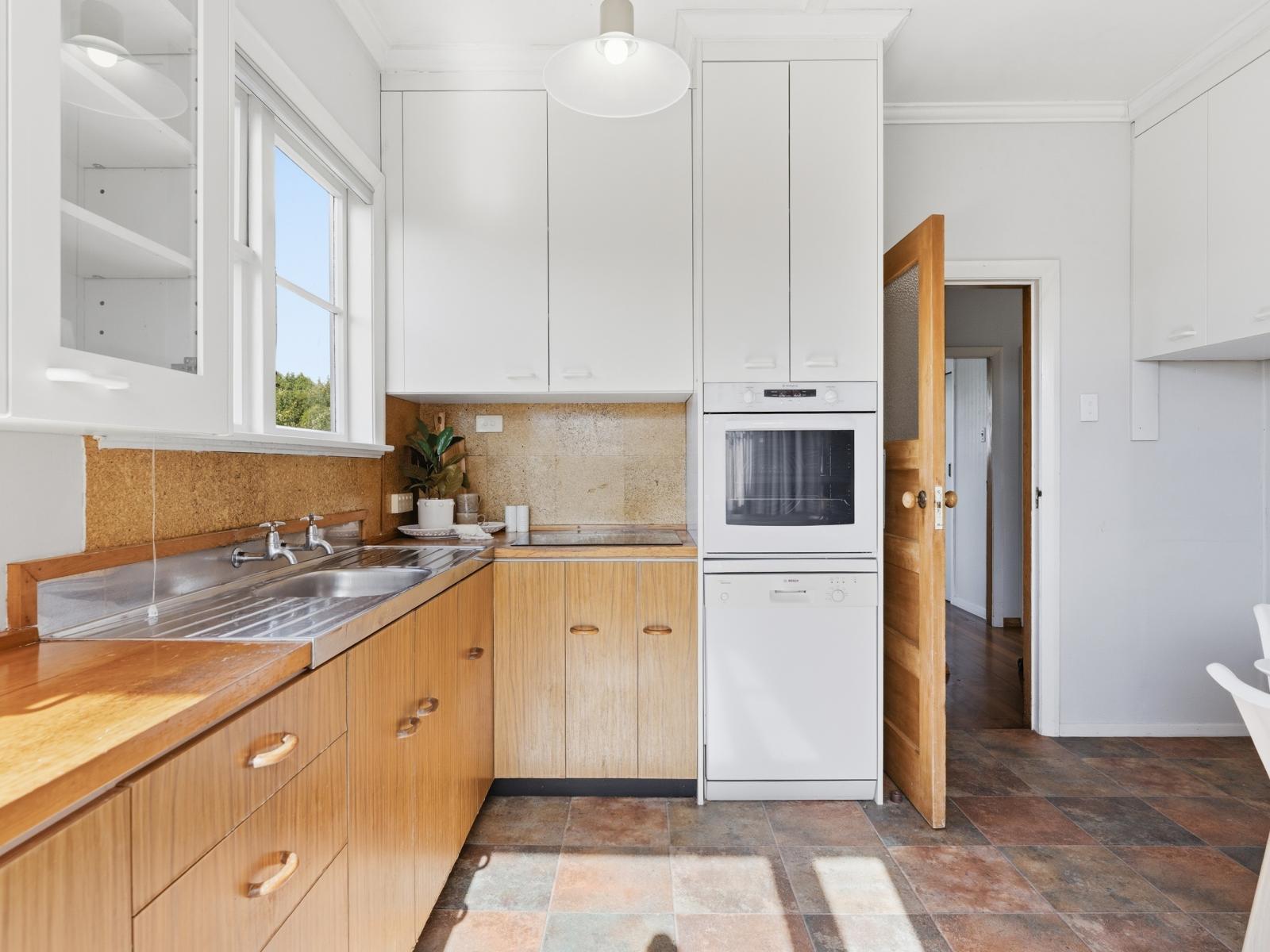 42 Prospect Bank, Wakari