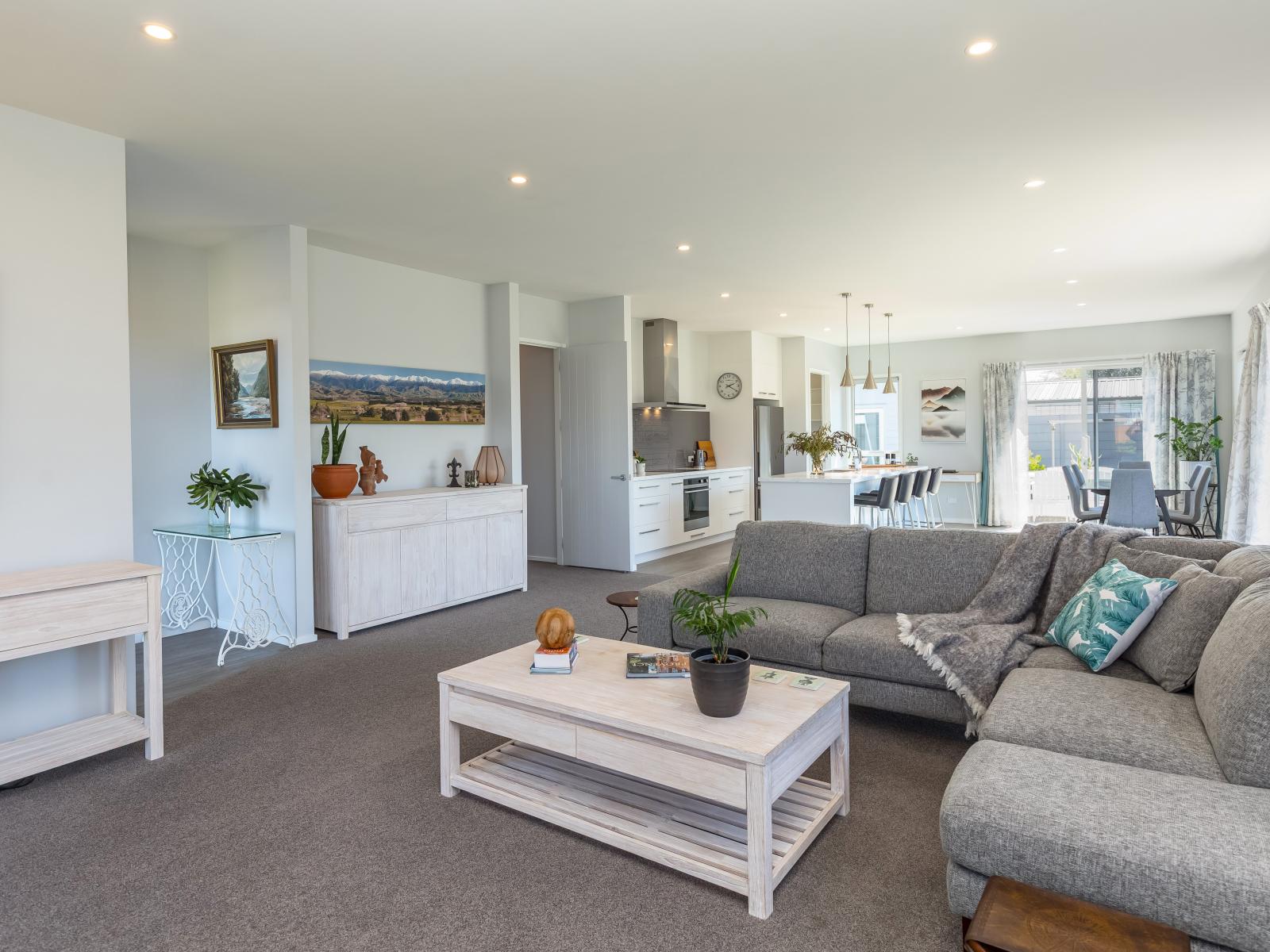 13 Plains Avenue, Masterton