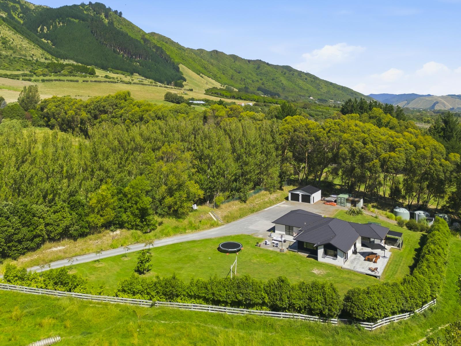 6 Hadfield Road, Peka Peka