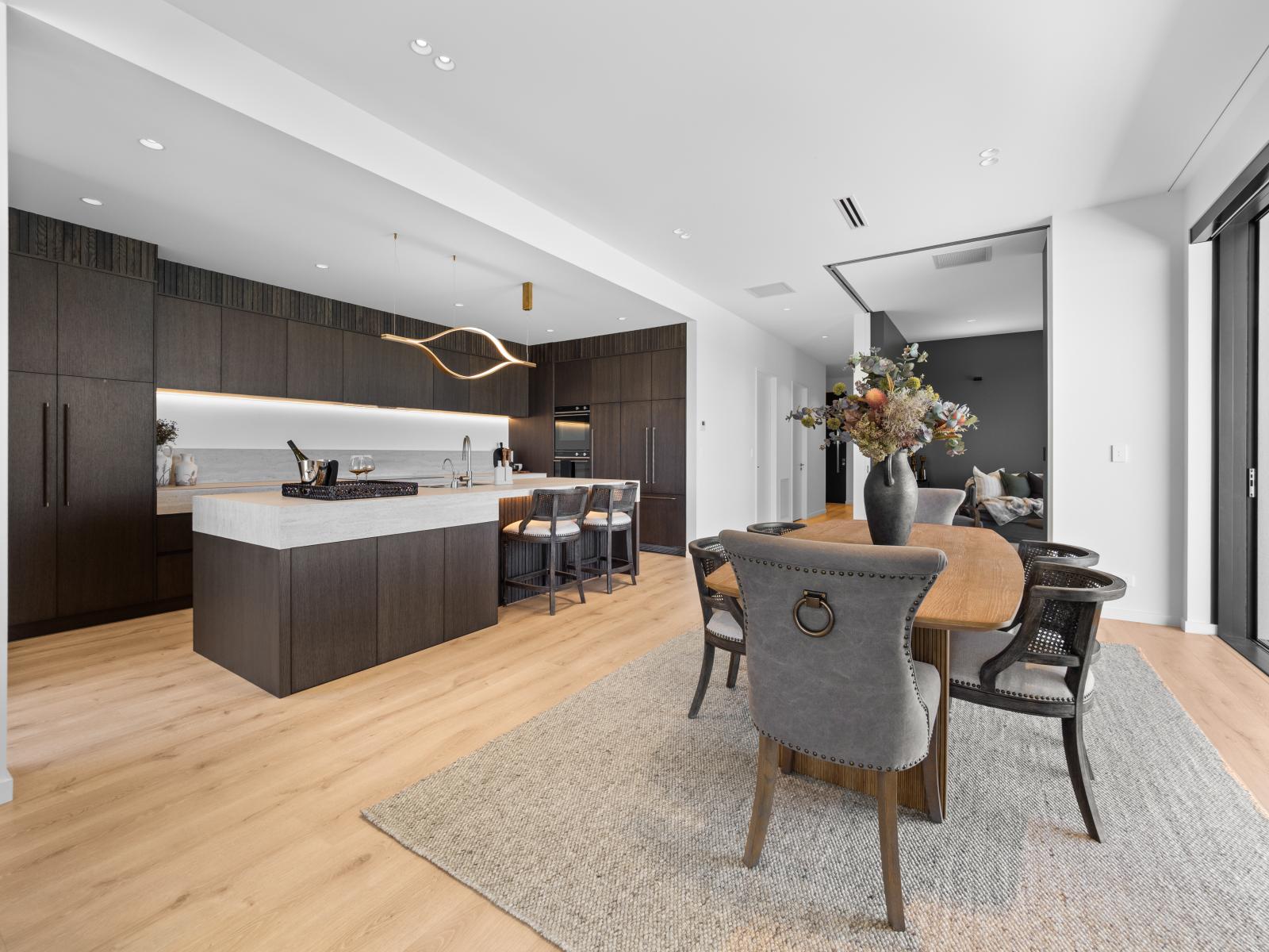 25 Bridgewater Quay, Lake Hood