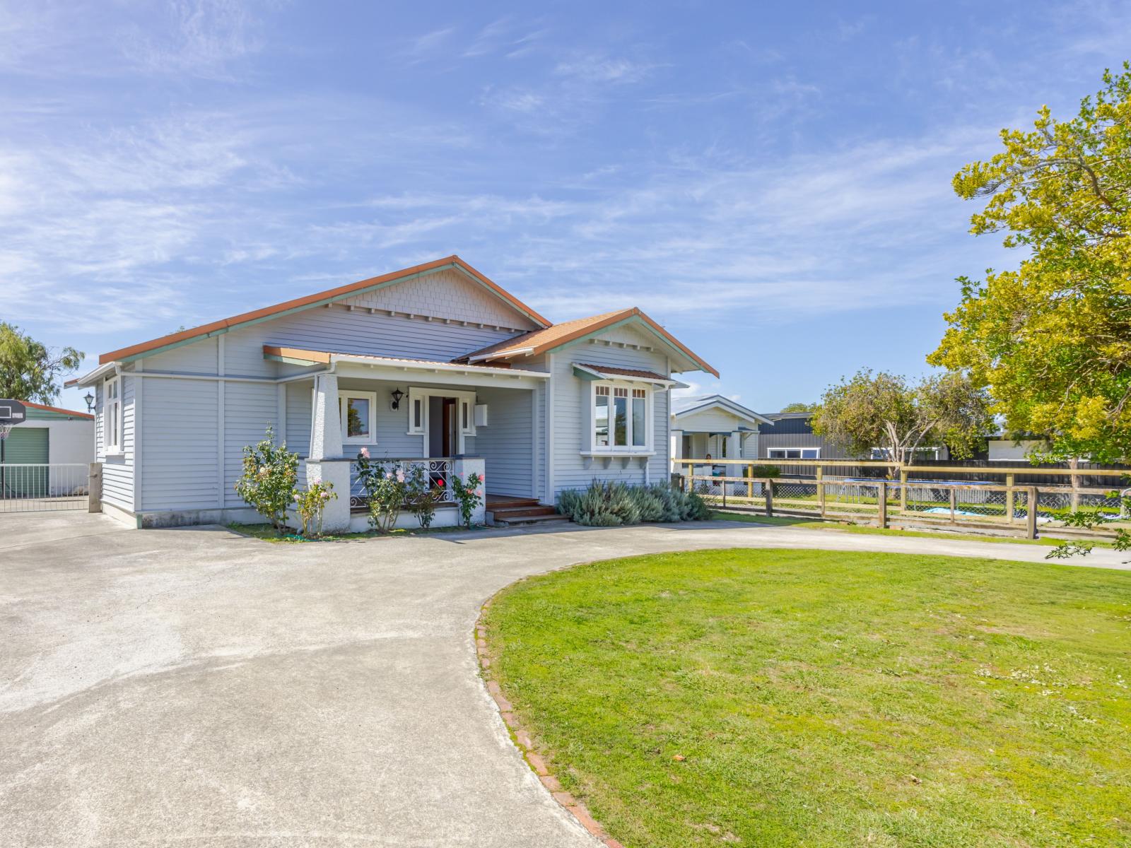 14 Holyrood Terrace, Waipukurau