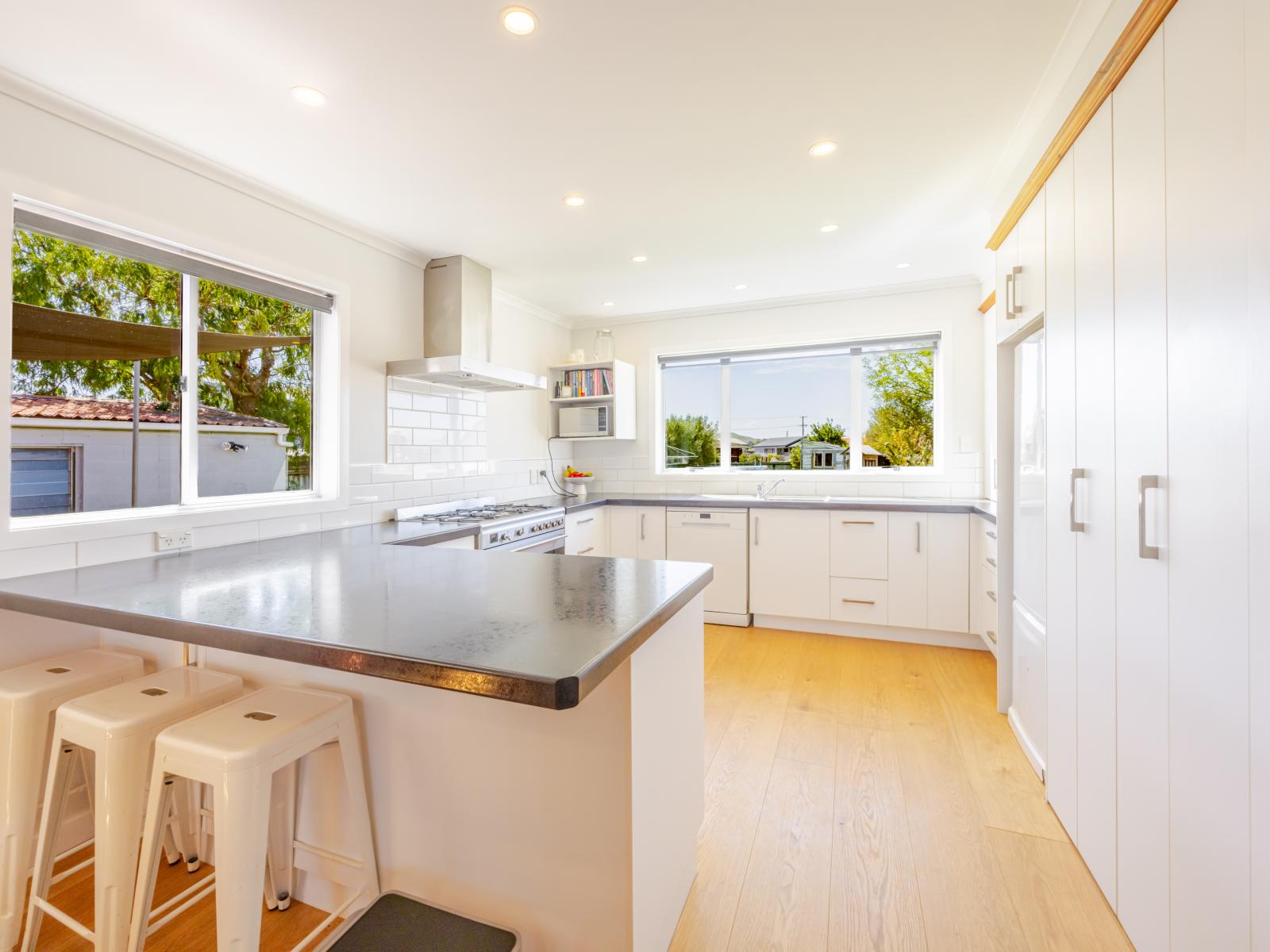 14 Holyrood Terrace, Waipukurau