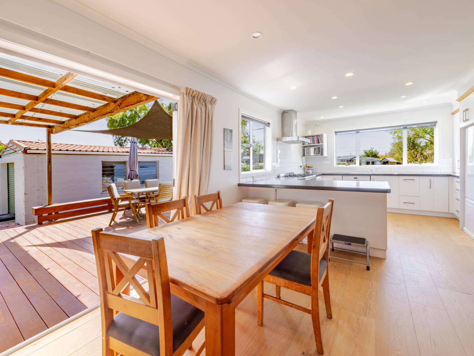 14 Holyrood Terrace, Waipukurau