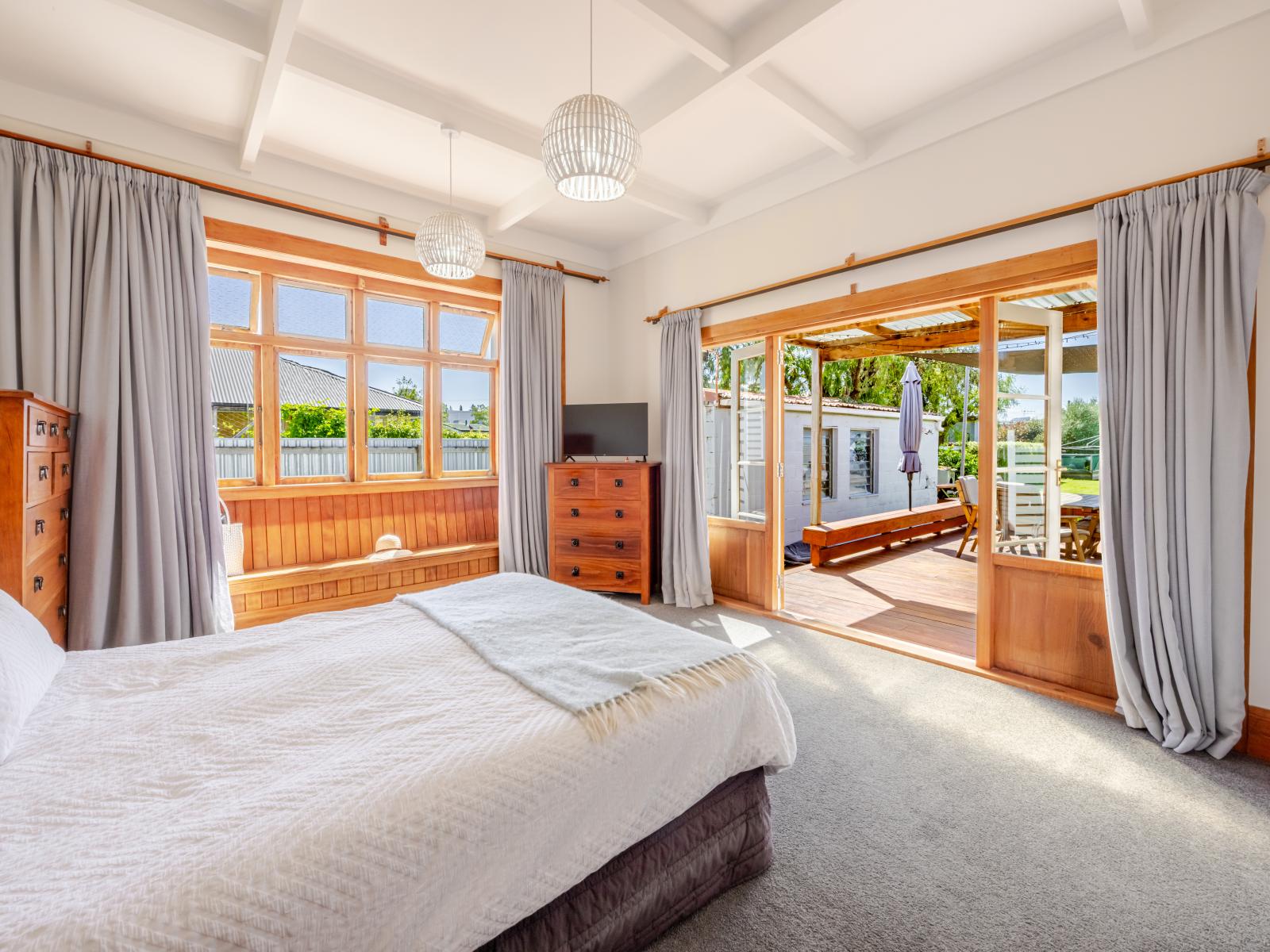 14 Holyrood Terrace, Waipukurau