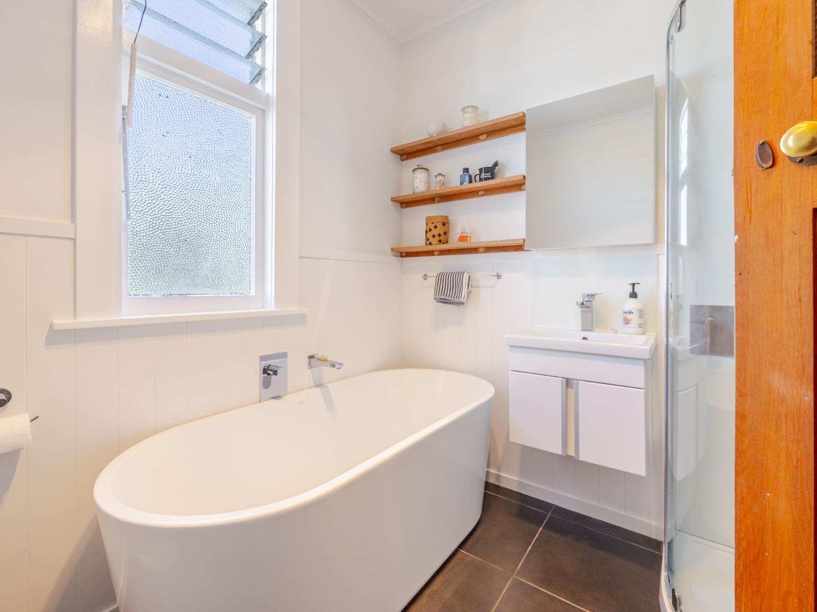 14 Holyrood Terrace, Waipukurau