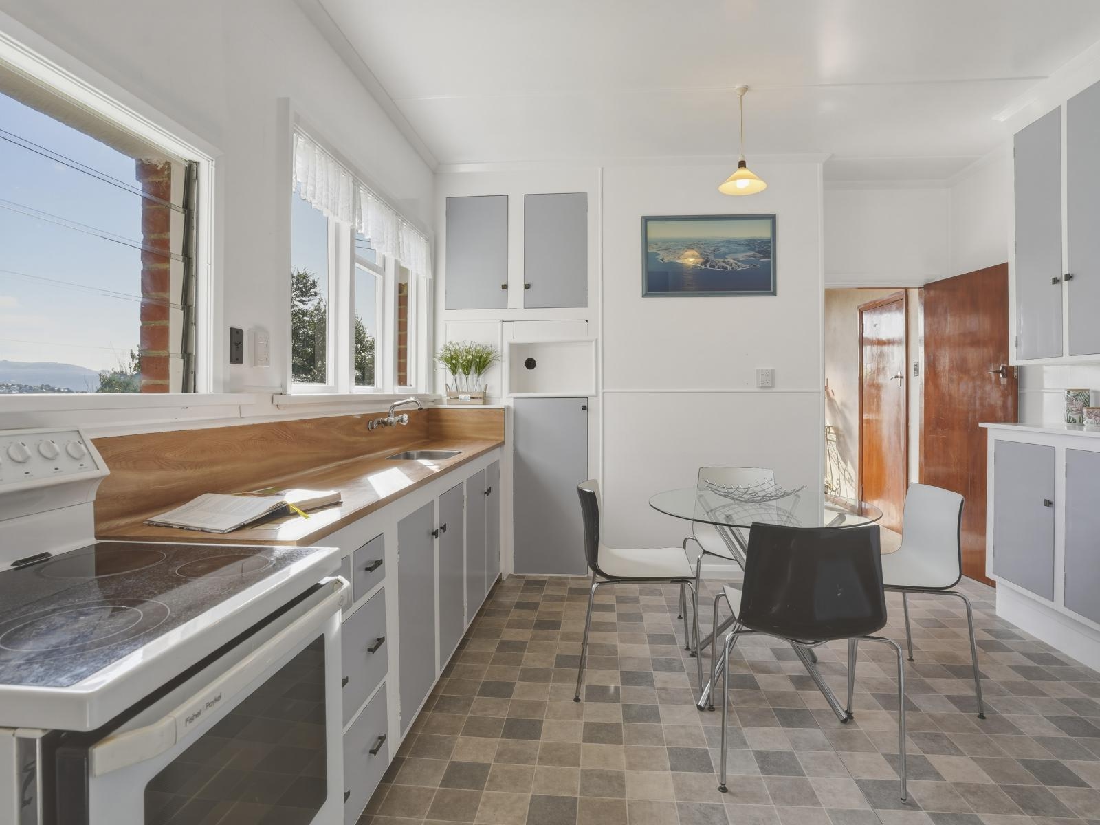 44 Peter Street, Caversham