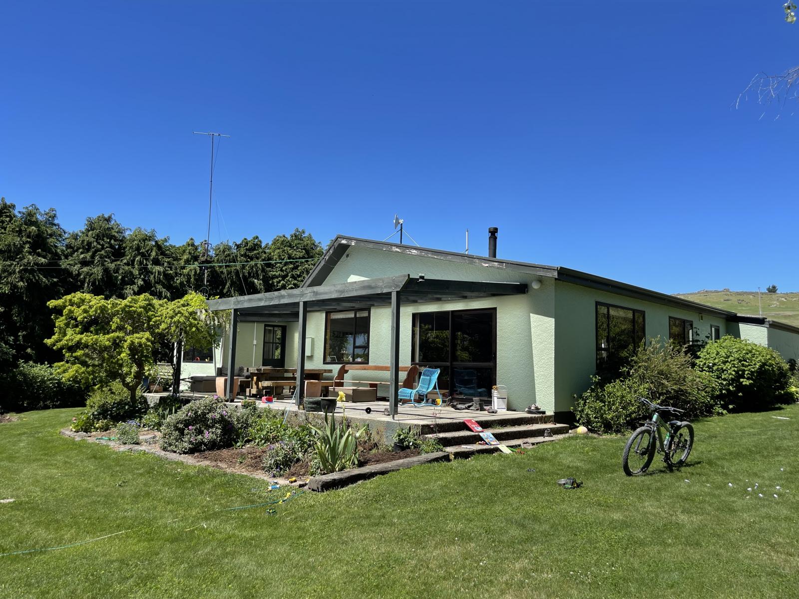 LEASE 540 Four Mile Road and 482 Longdale Road, Hyde