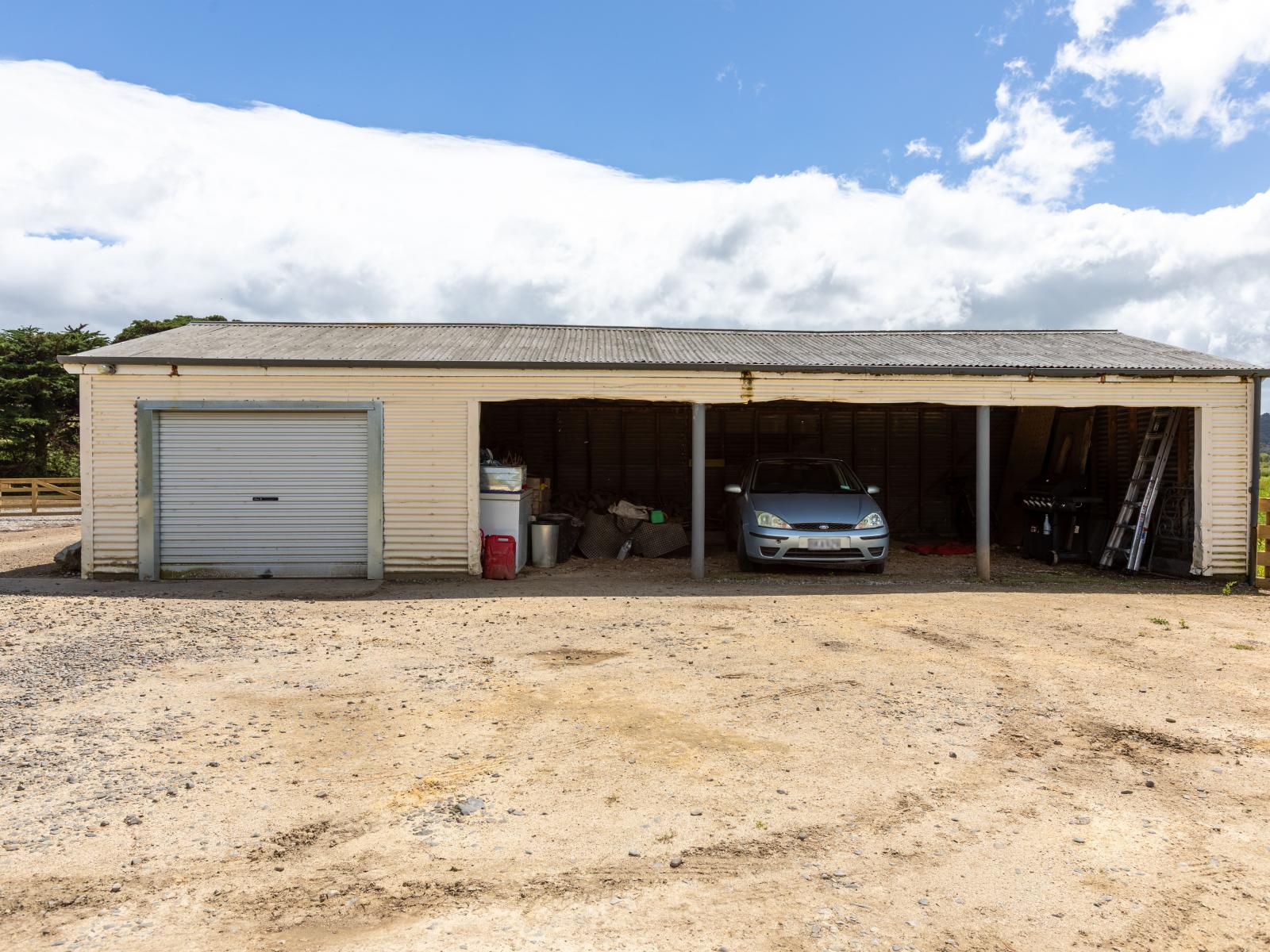 211 River Road, Kumeroa