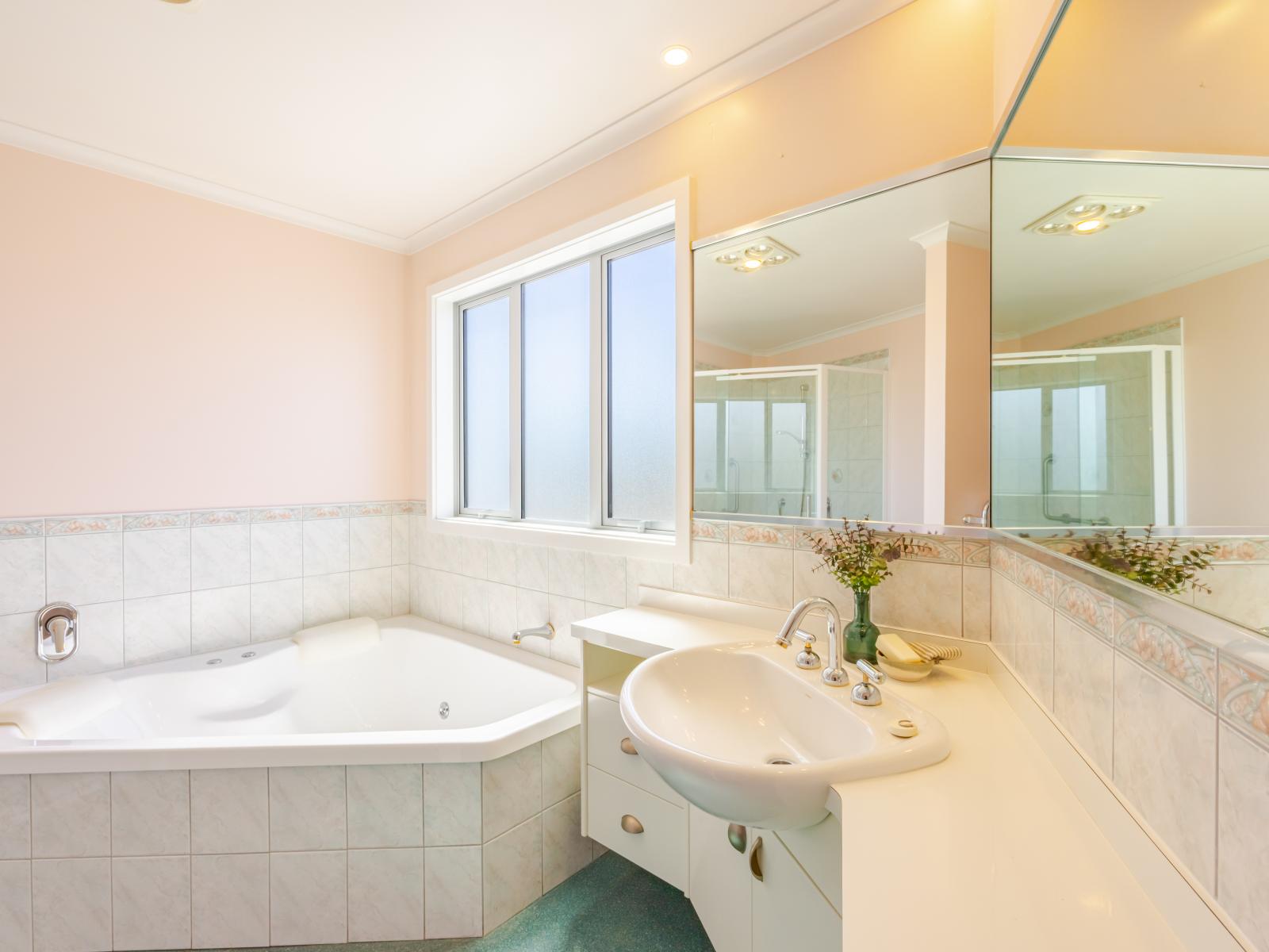 15 Kavanagh Road, Hospital Hill