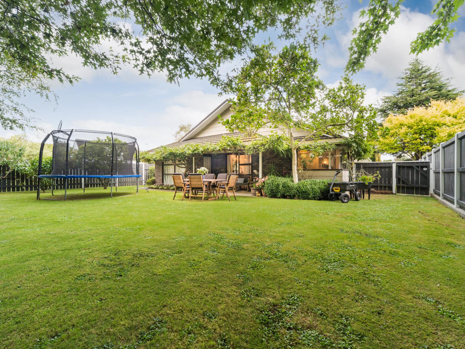 52 Wyndham Street, Ashhurst