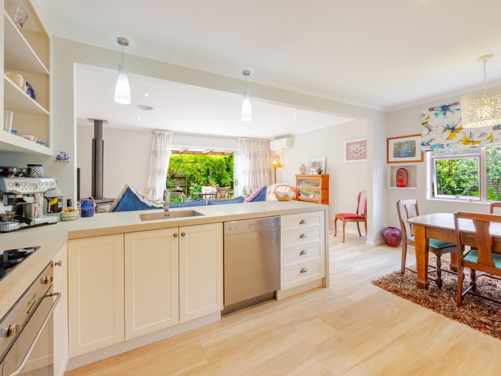 2 Nicholas Street, Taradale