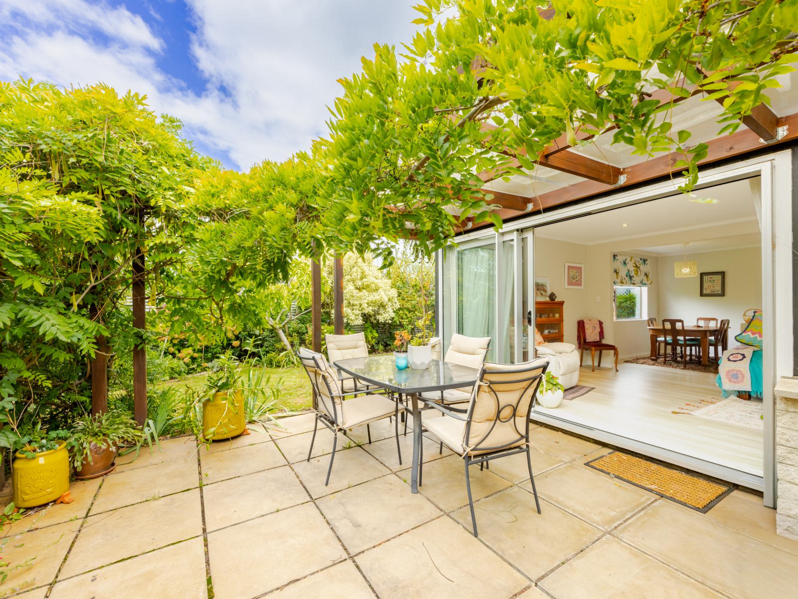 2 Nicholas Street, Taradale