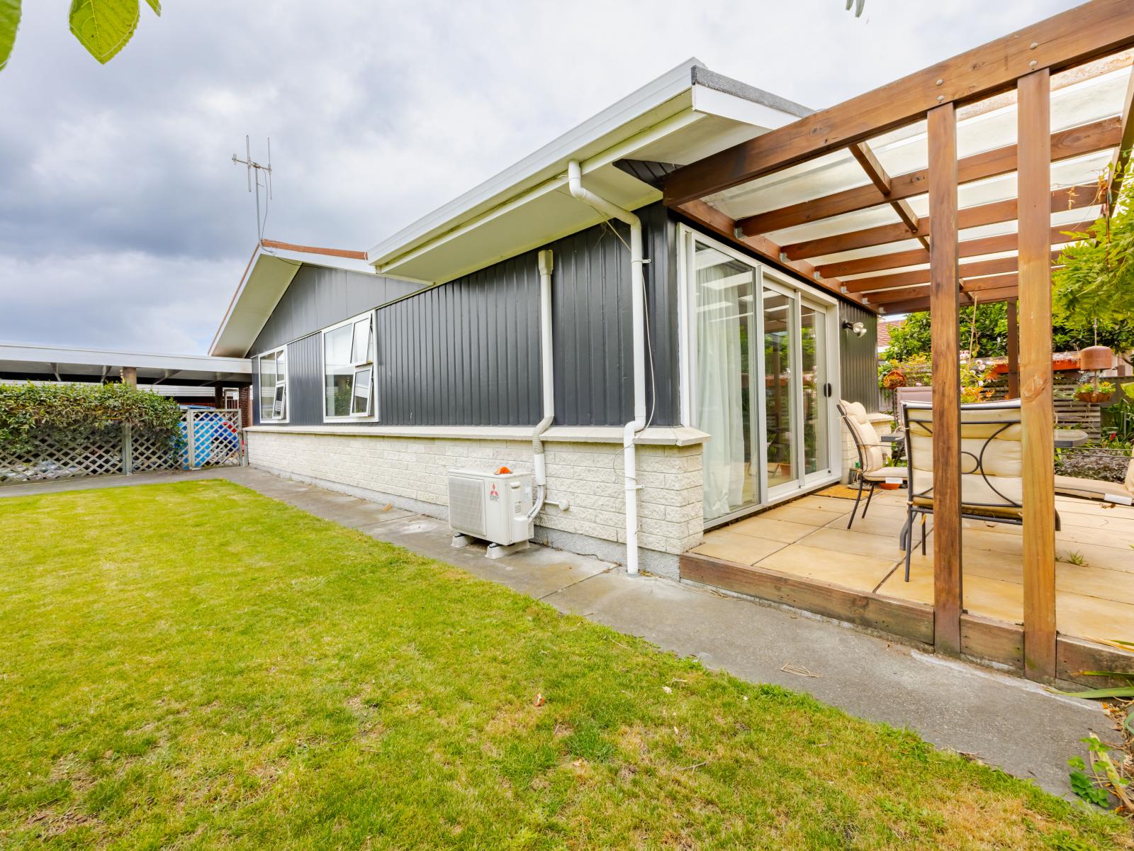 2 Nicholas Street, Taradale