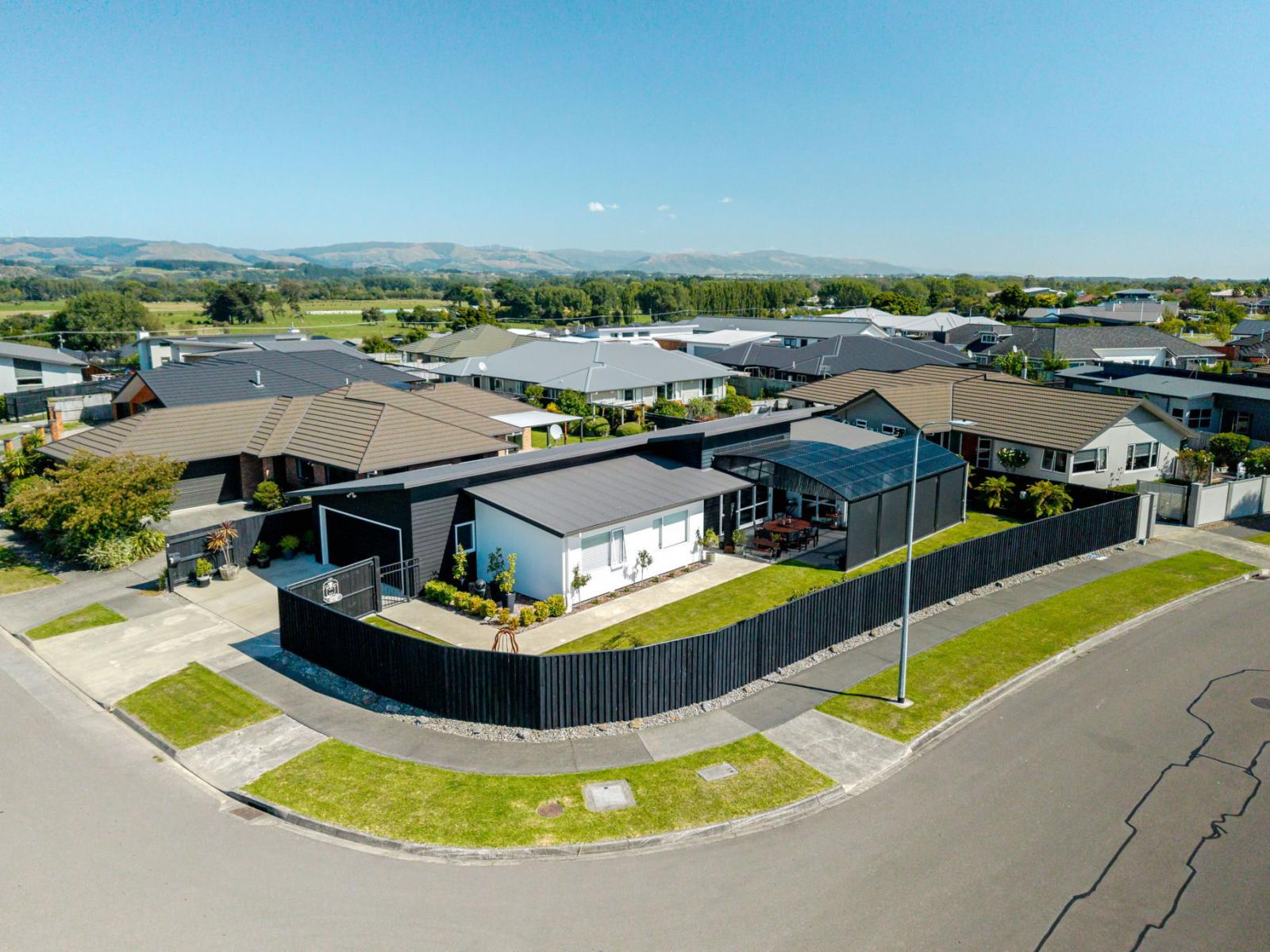 2 Morocco Terrace, Kelvin Grove