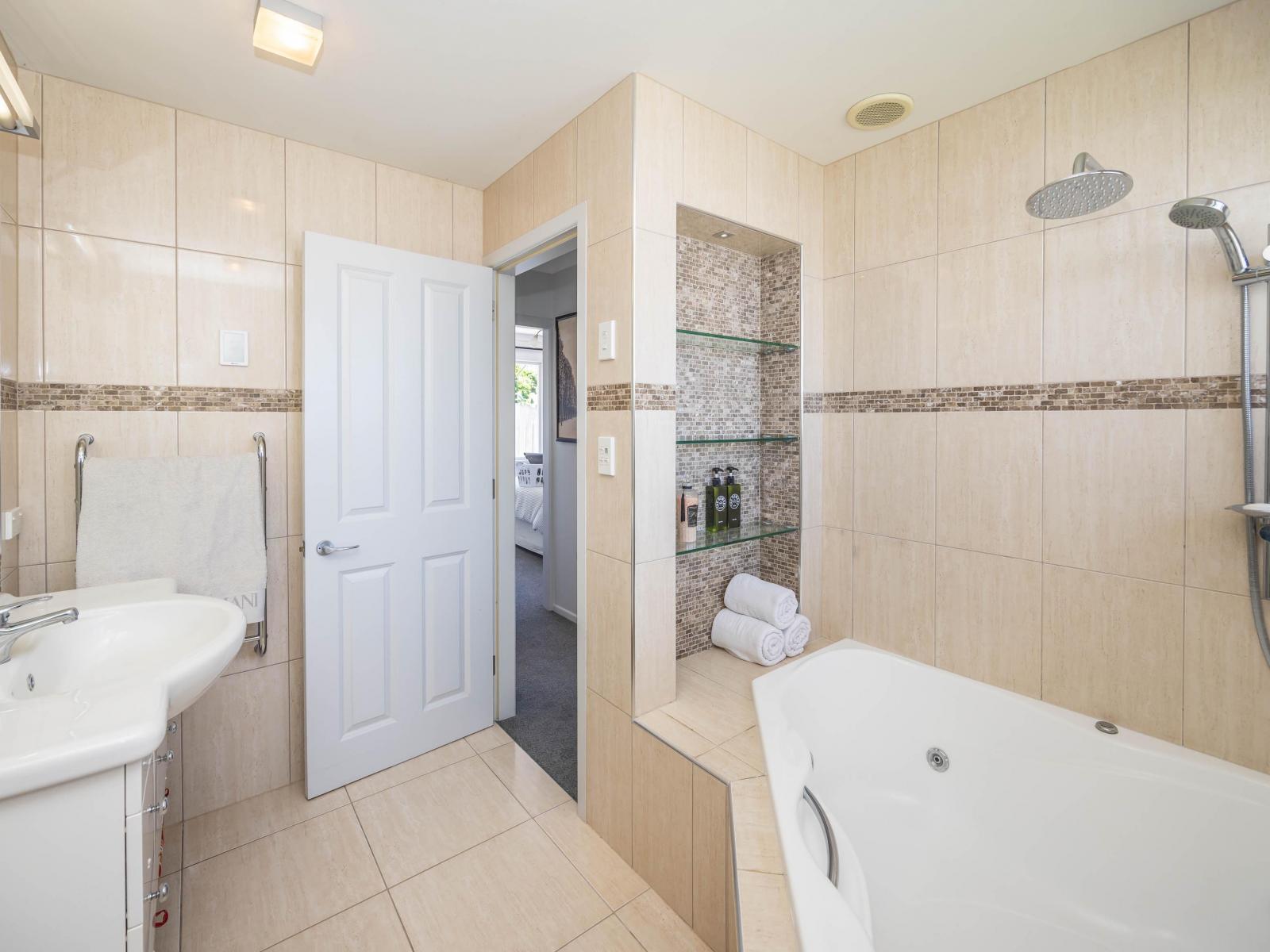 8B Arawa Street, Frankton