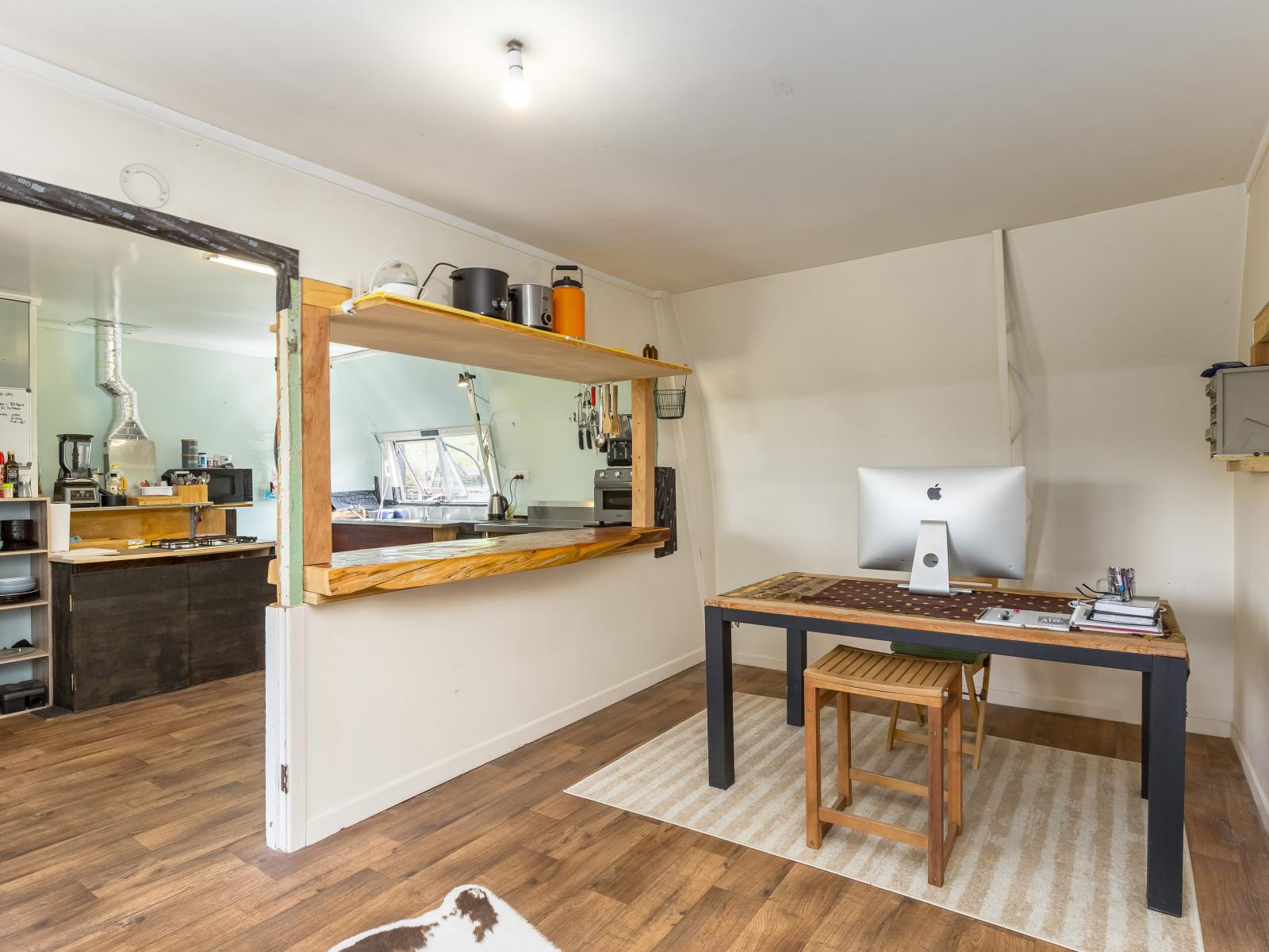 451 Tora Farm Settlement Road, Tora