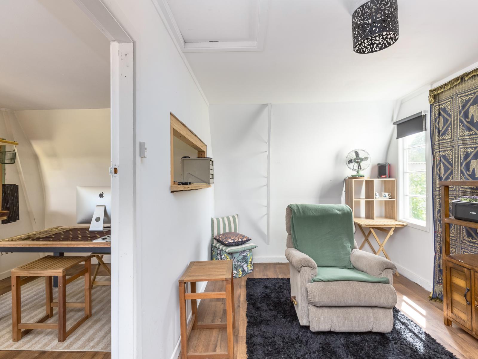 451 Tora Farm Settlement Road, Tora