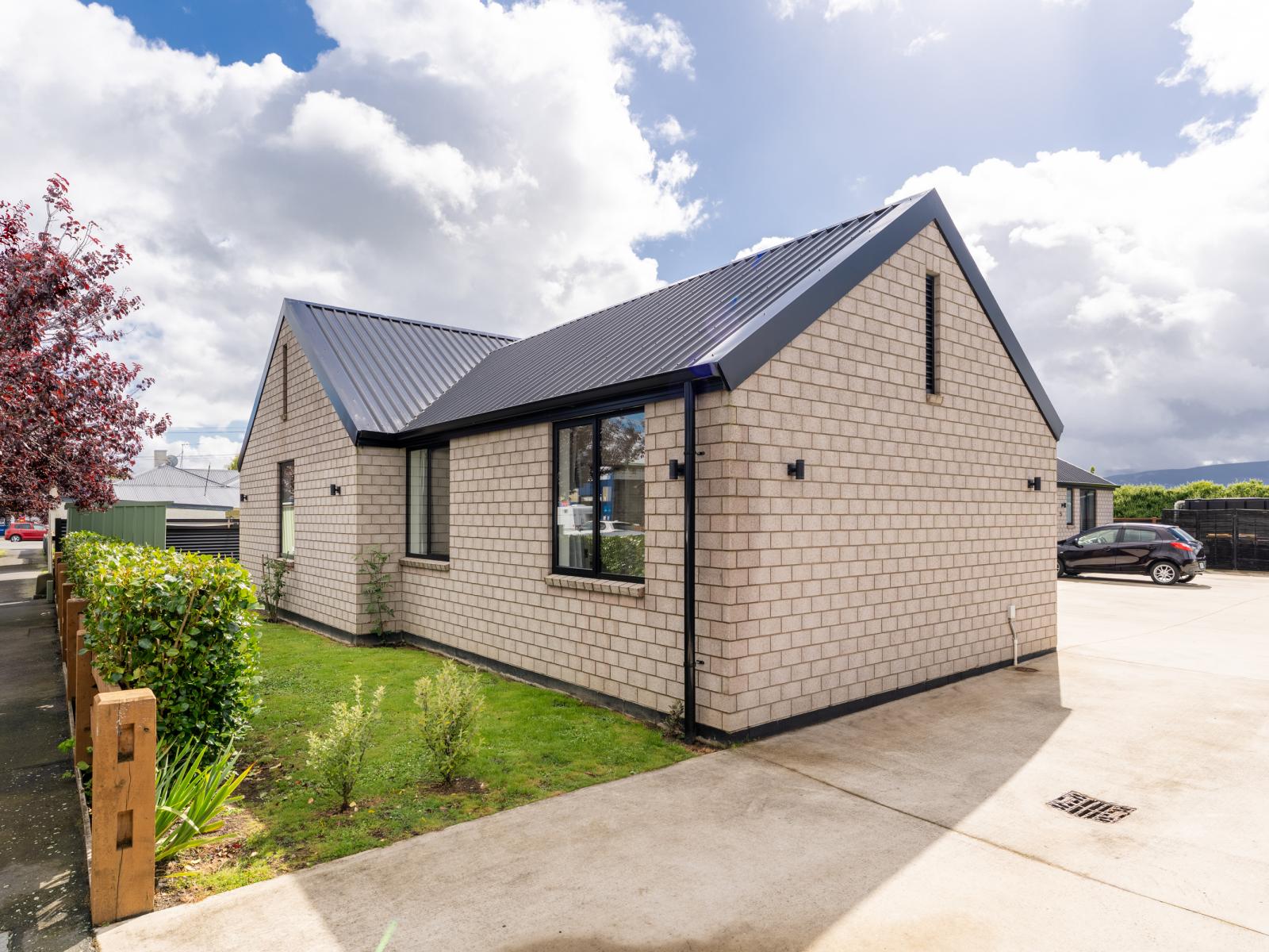 1A Dey Street, Mosgiel