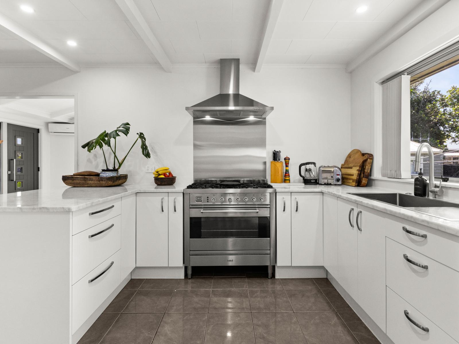 48A Avenue Road, Greenmeadows