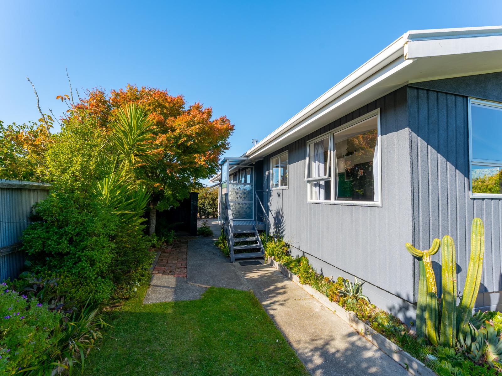 359A Church Street, West End