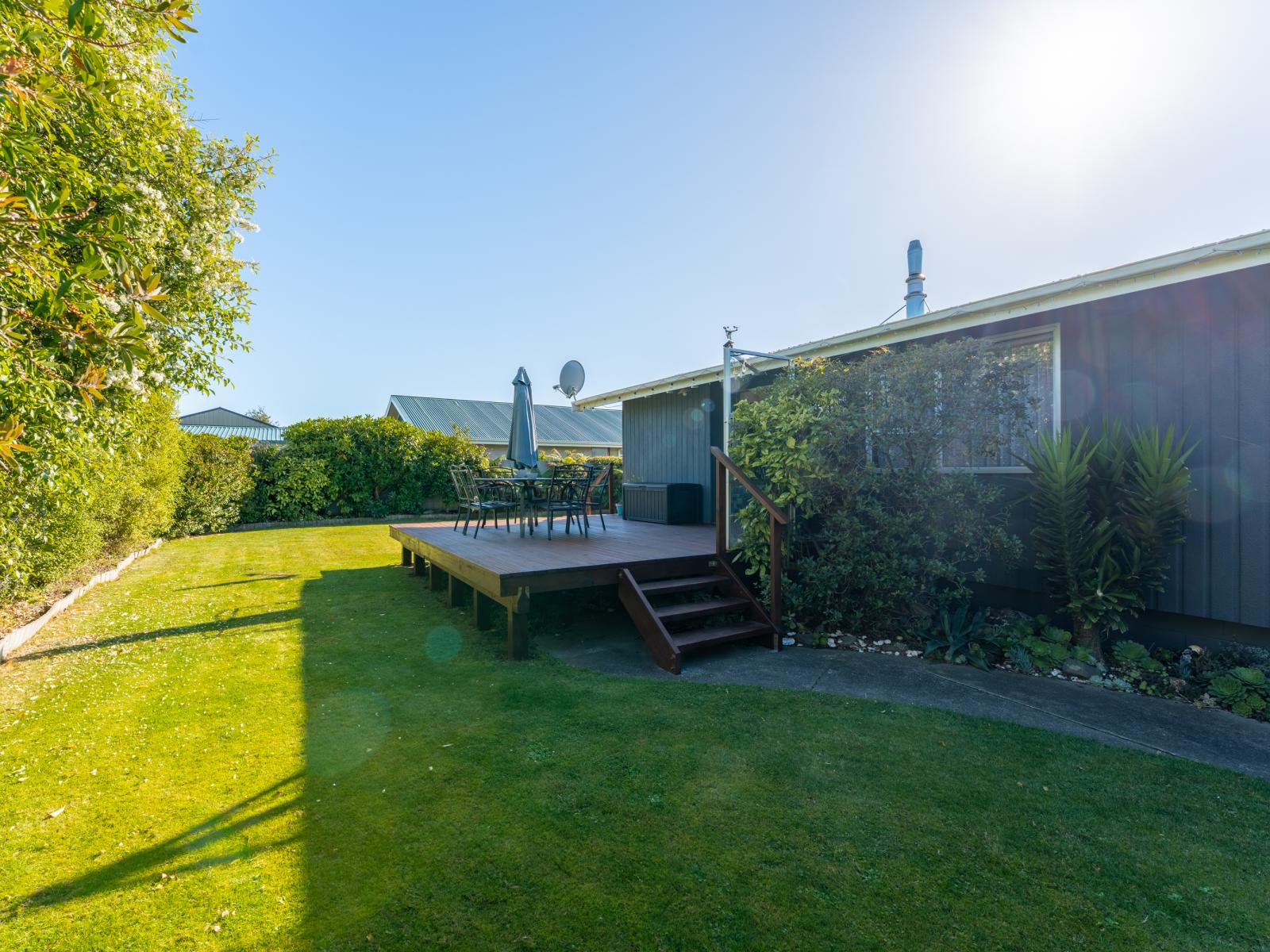 359A Church Street, West End