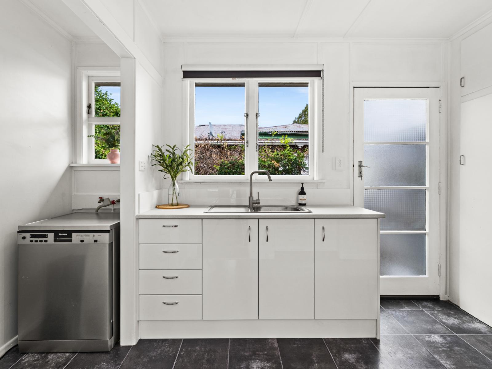 Unit 2, 201 Kenilworth Road, Mayfair