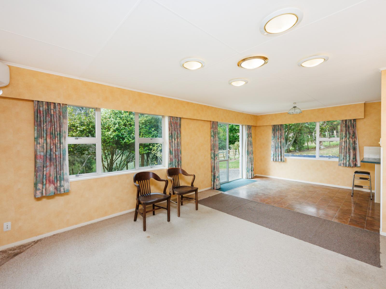 815 Reid Line East, Bunnythorpe