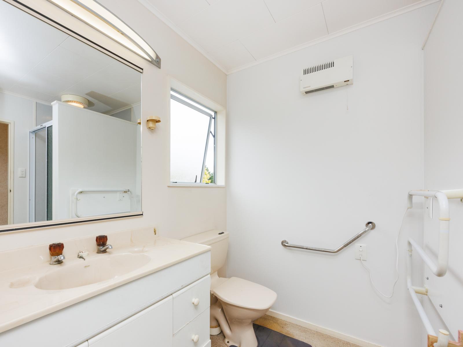 815 Reid Line East, Bunnythorpe