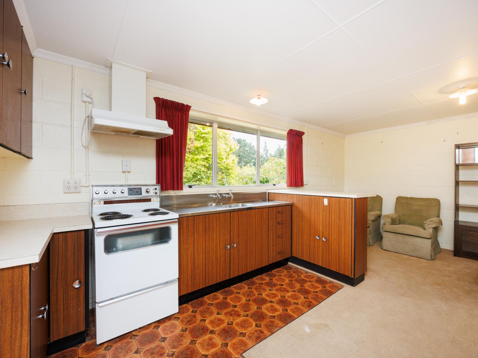 815 Reid Line East, Bunnythorpe