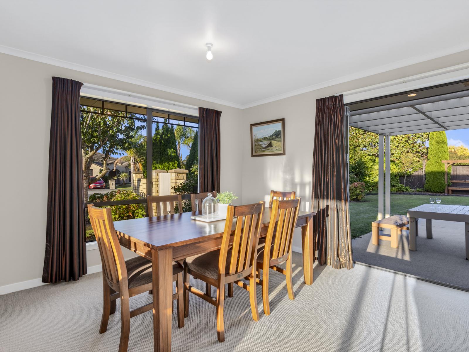 2 Cooper Crescent, Cambridge