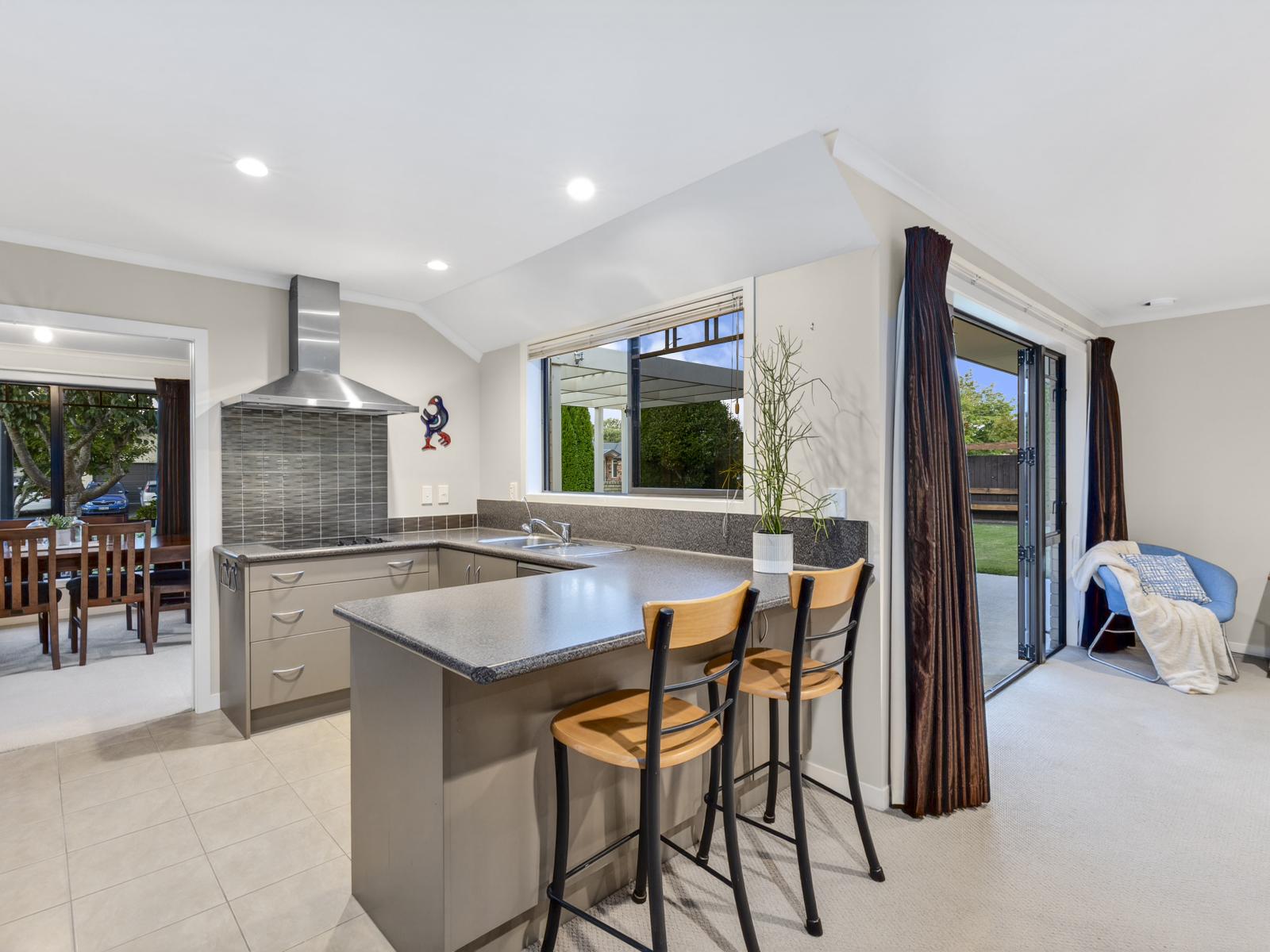 2 Cooper Crescent, Cambridge