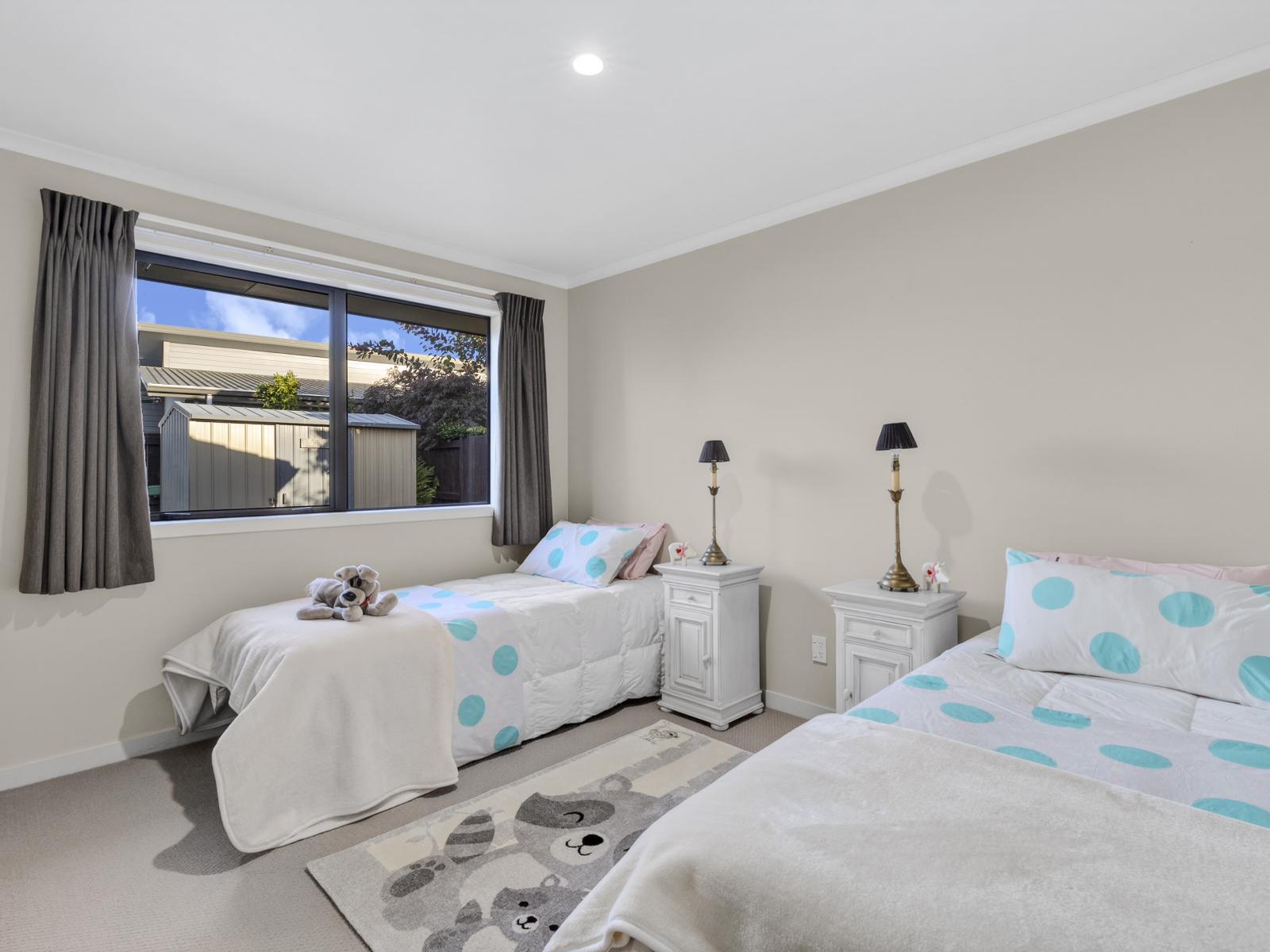 2 Cooper Crescent, Cambridge