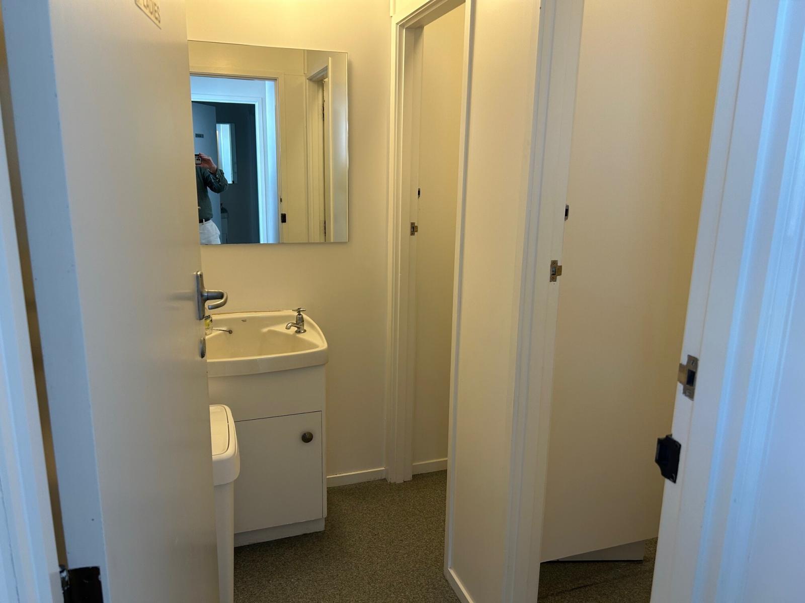 9, 1-9 Clive Square West, Napier CBD