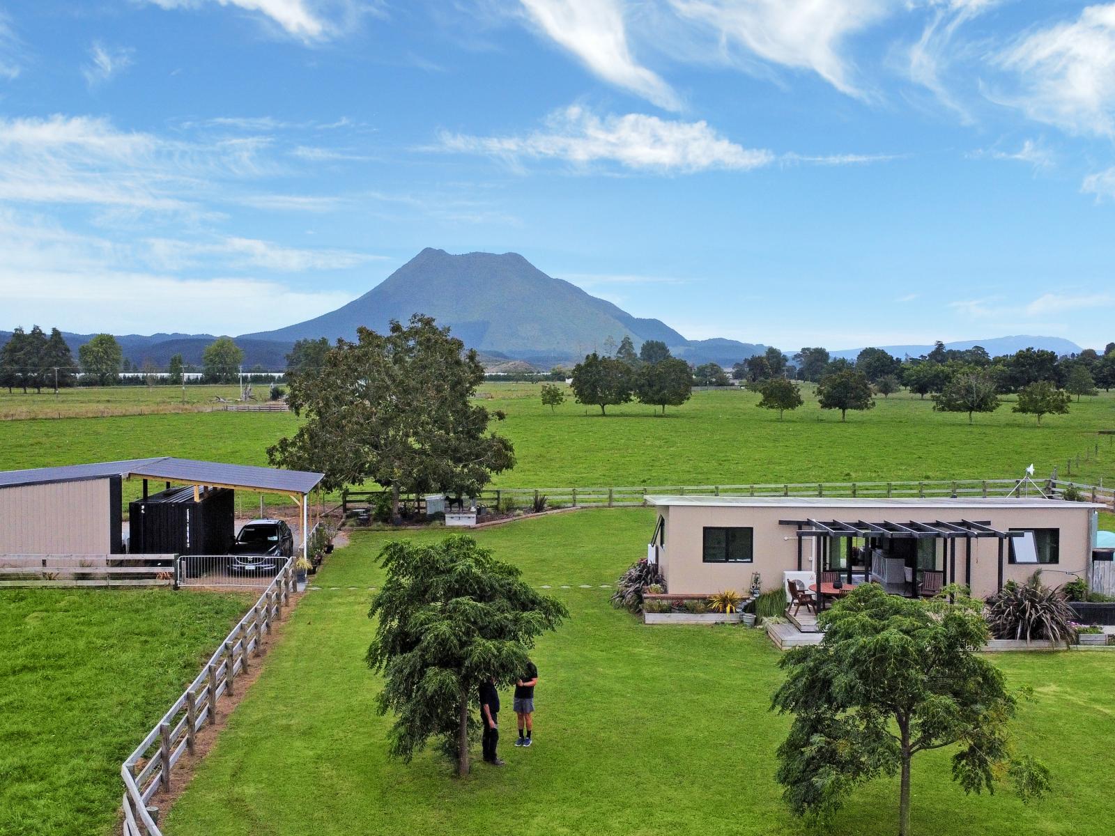 110 Lambert Road, Putauaki