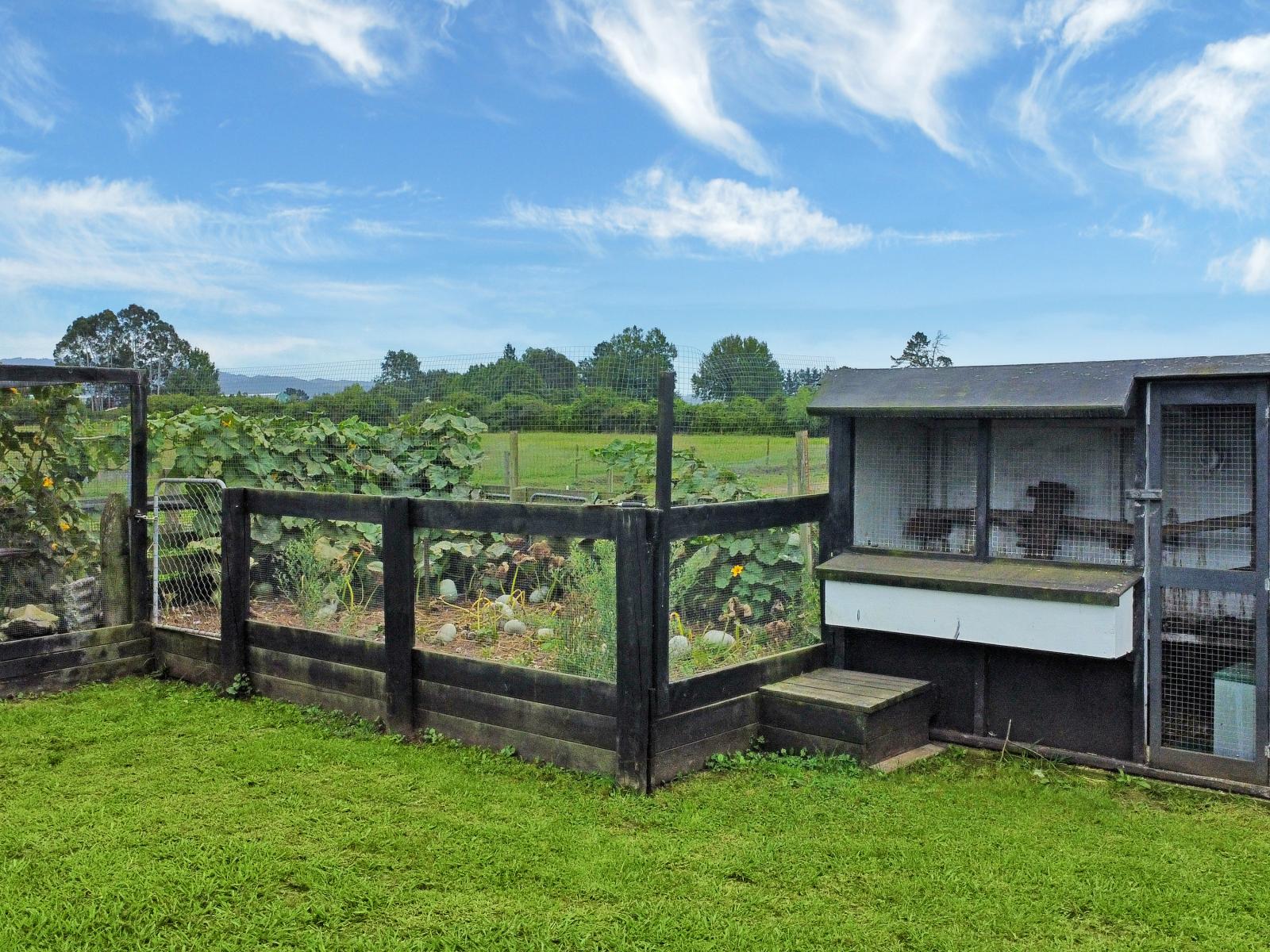 110 Lambert Road, Putauaki