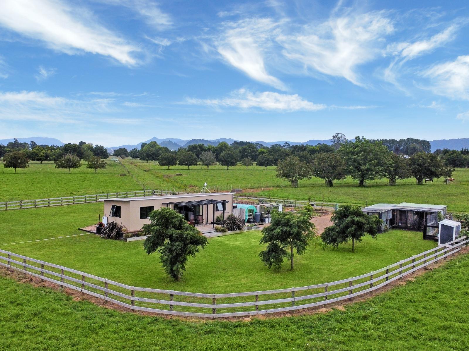 110 Lambert Road, Putauaki