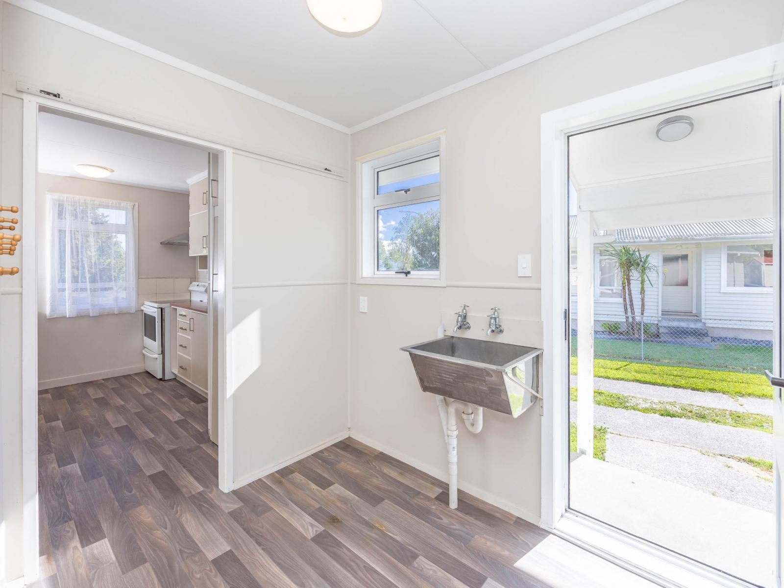 41 Baker Street, Huntly