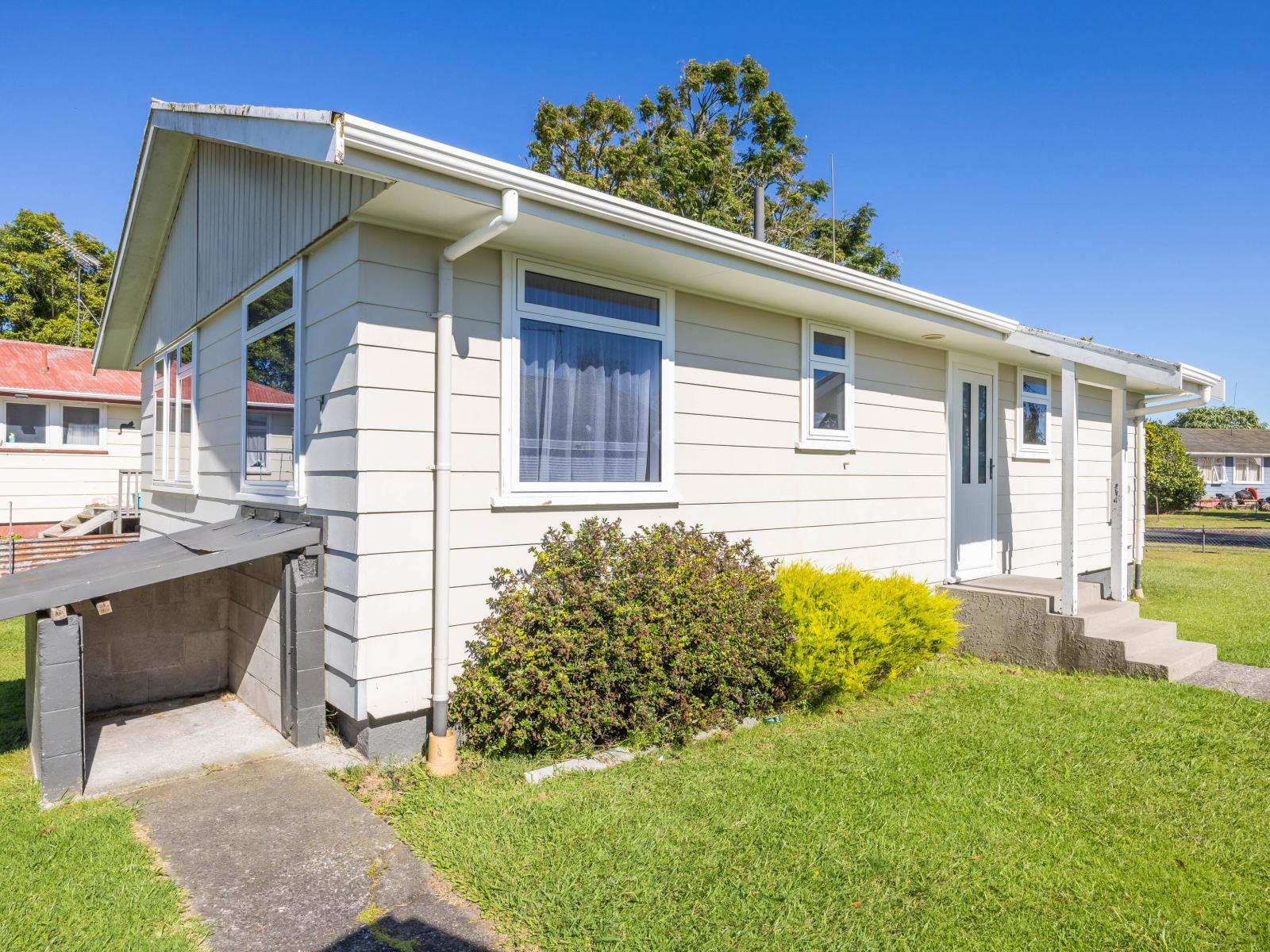 41 Baker Street, Huntly