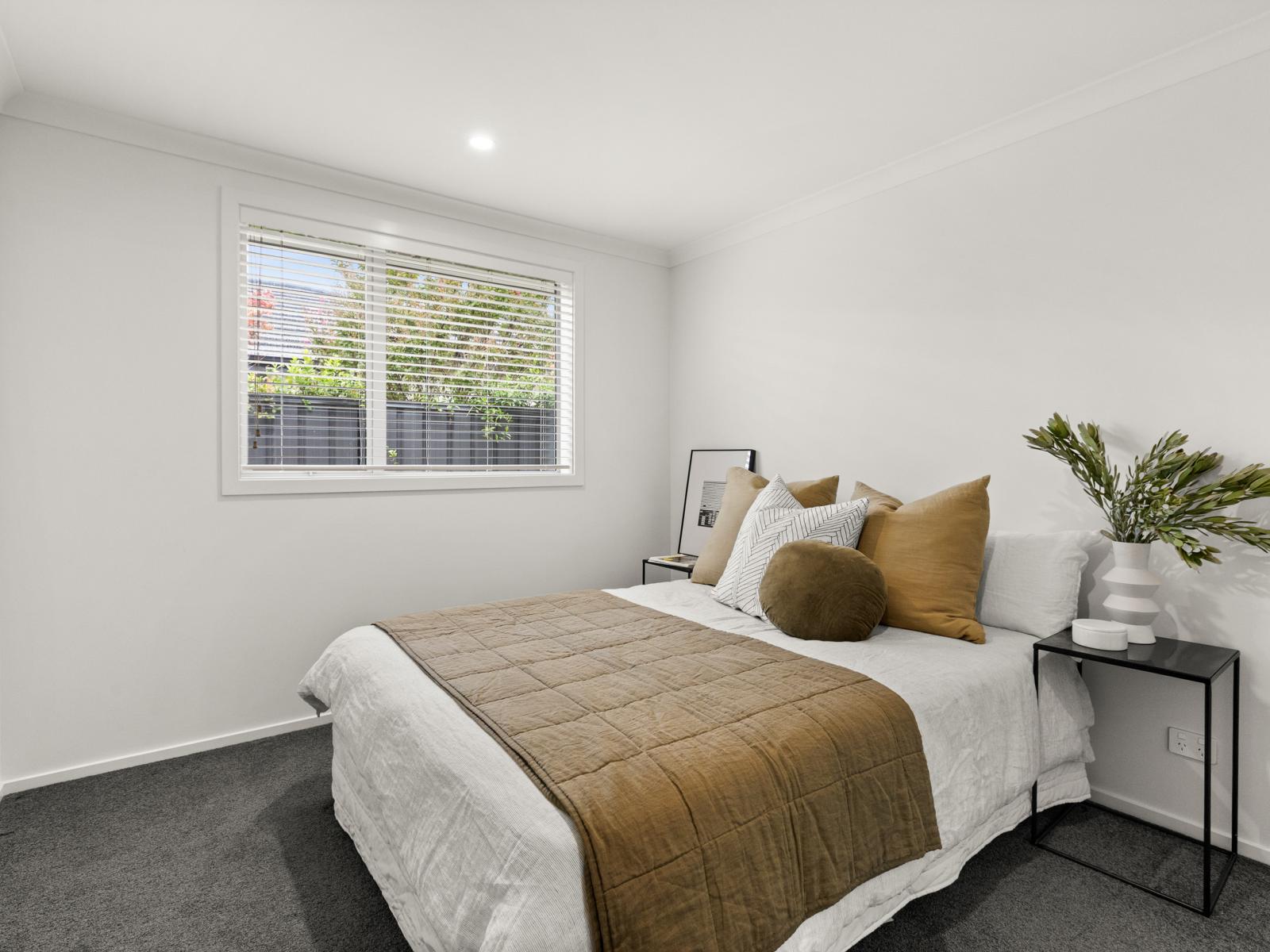 42 Lochhead Street, Mahora