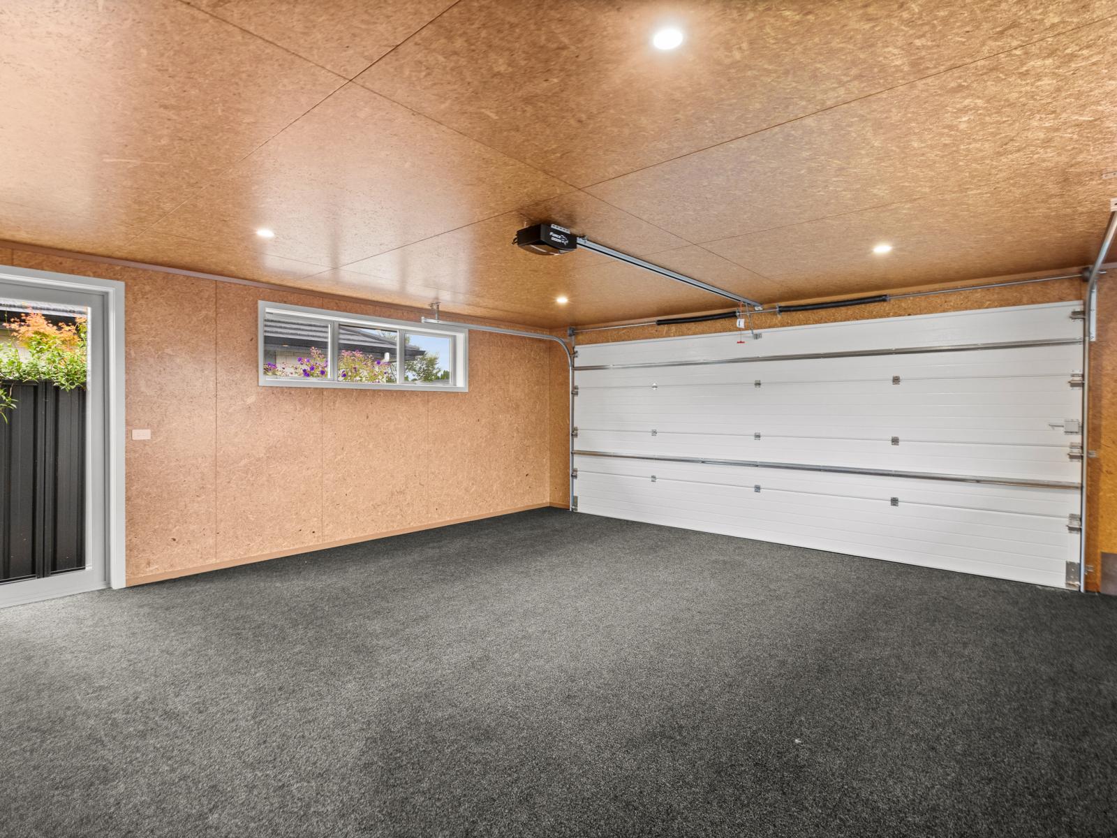 42 Lochhead Street, Mahora