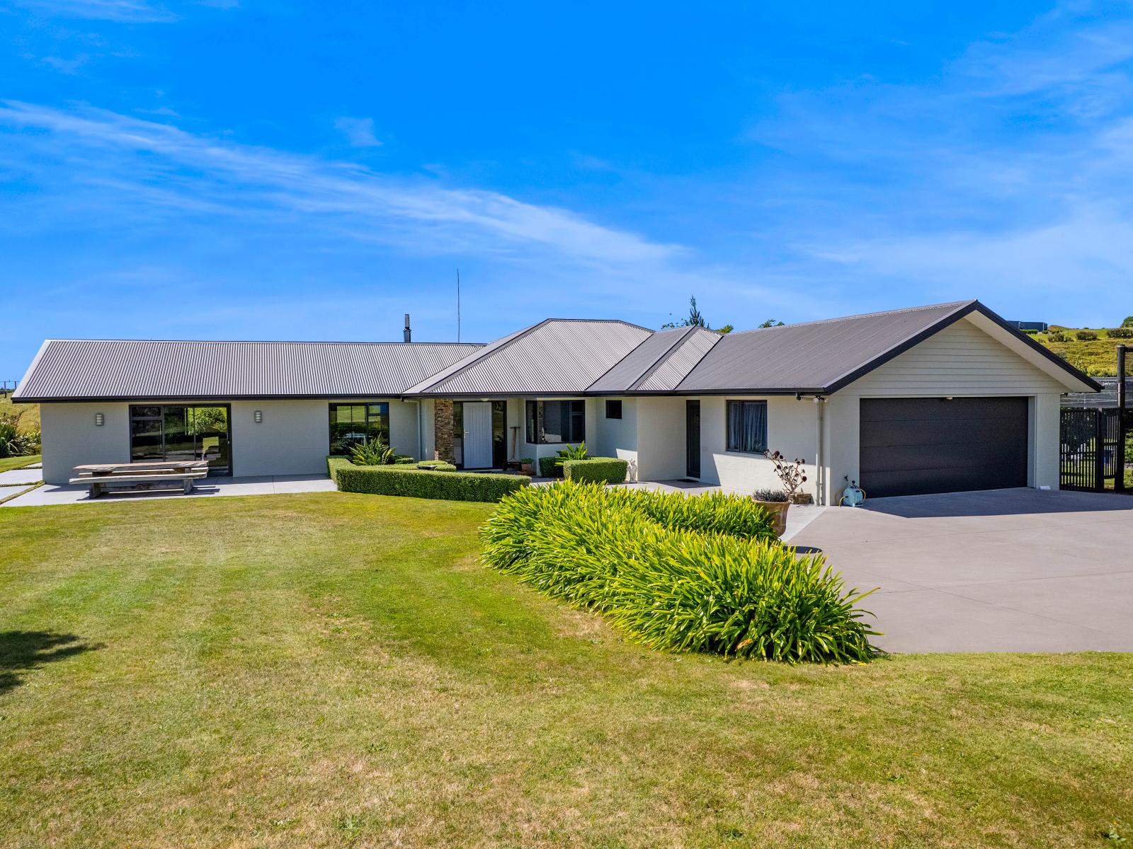 77c Dorset Road, Hillsborough