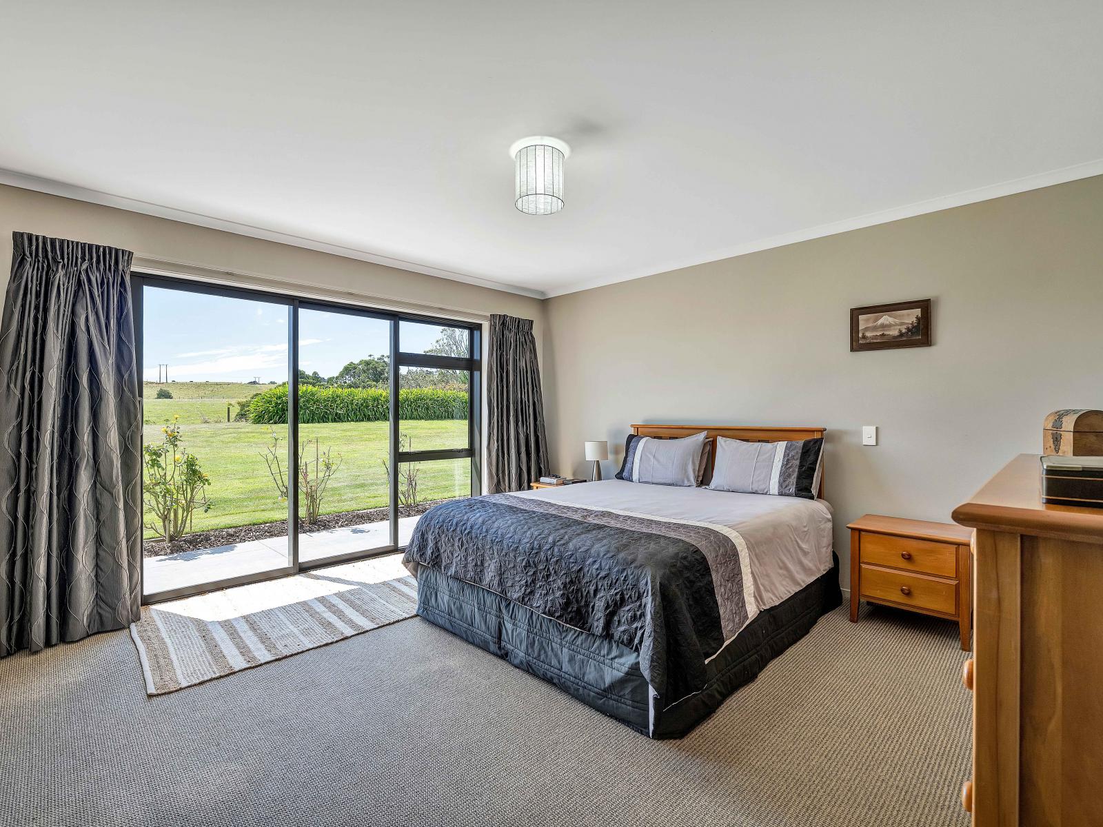 77c Dorset Road, Hillsborough