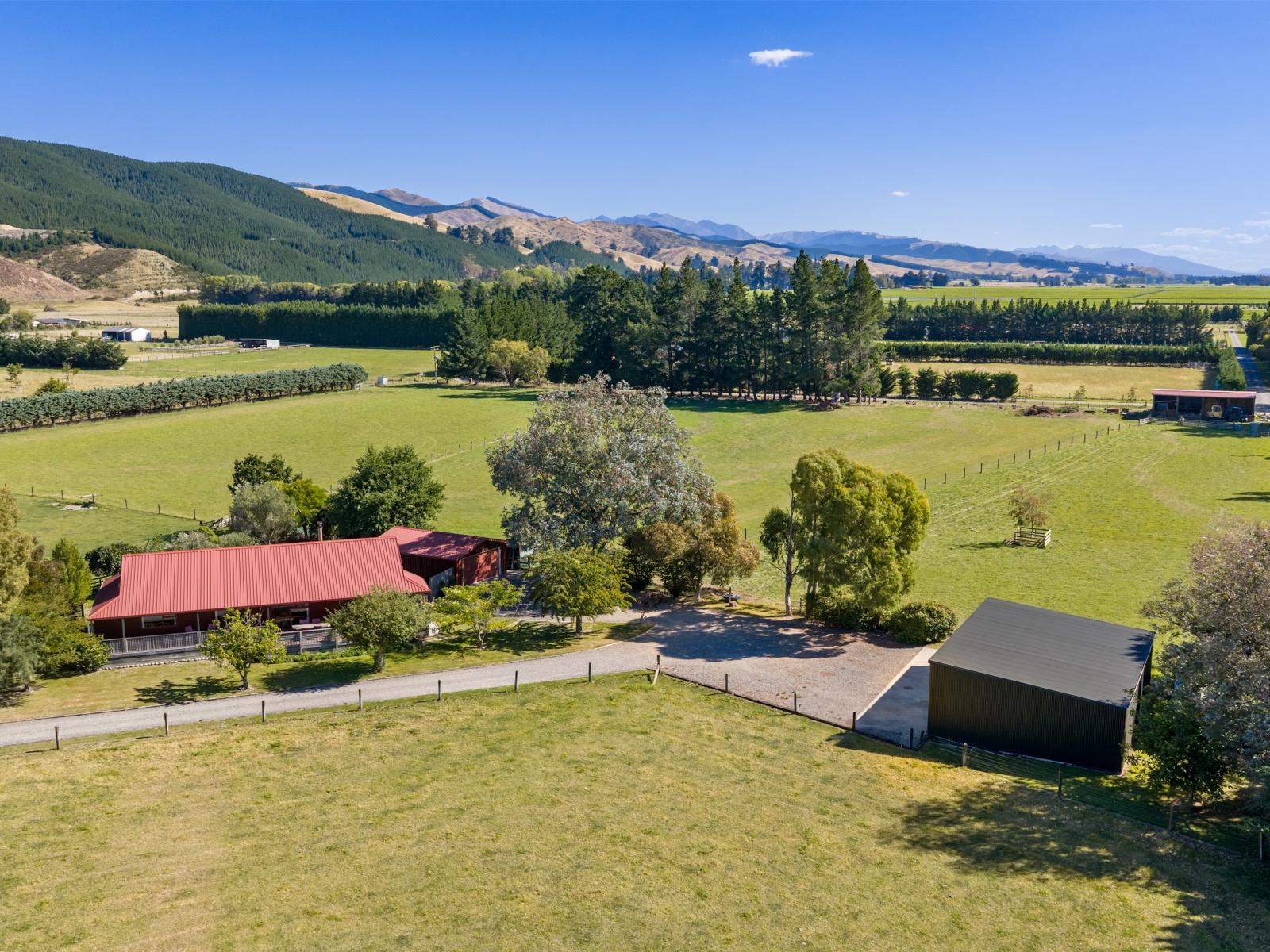 44 Senior Road, Wairau Valley