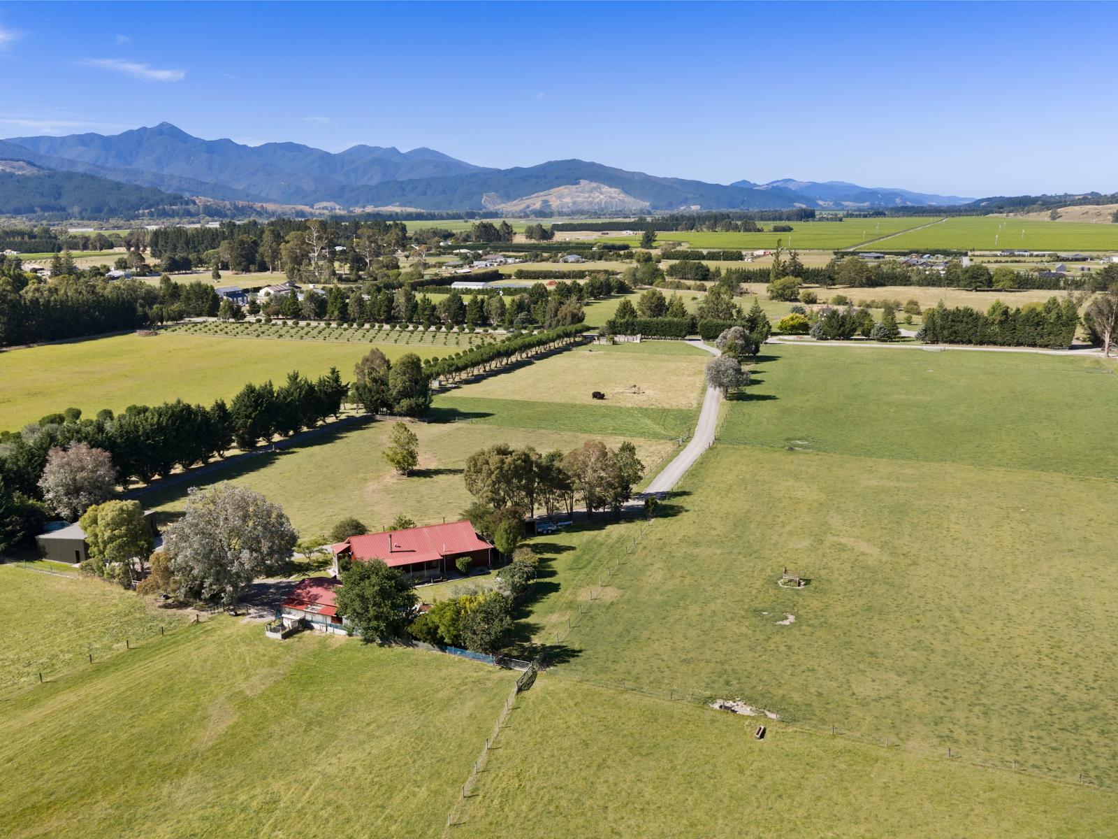44 Senior Road, Wairau Valley