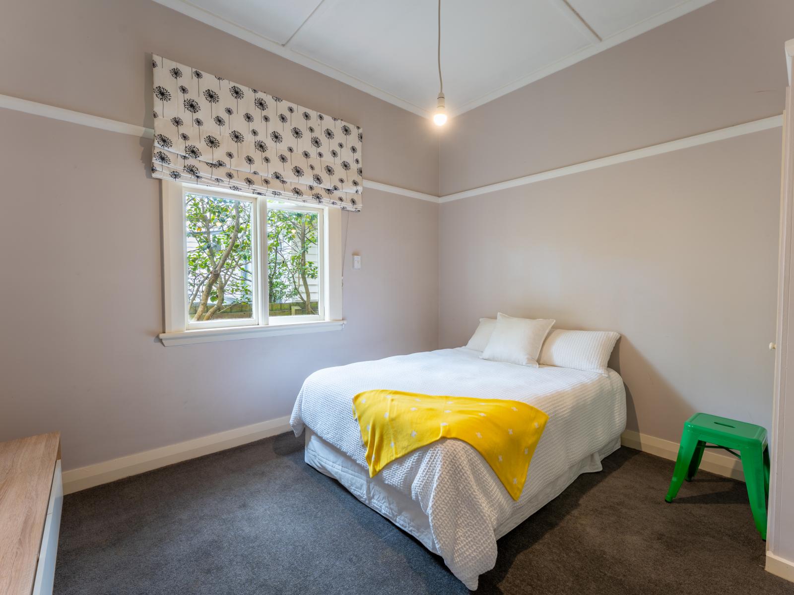 8 Saint Johns Avenue, Highfield