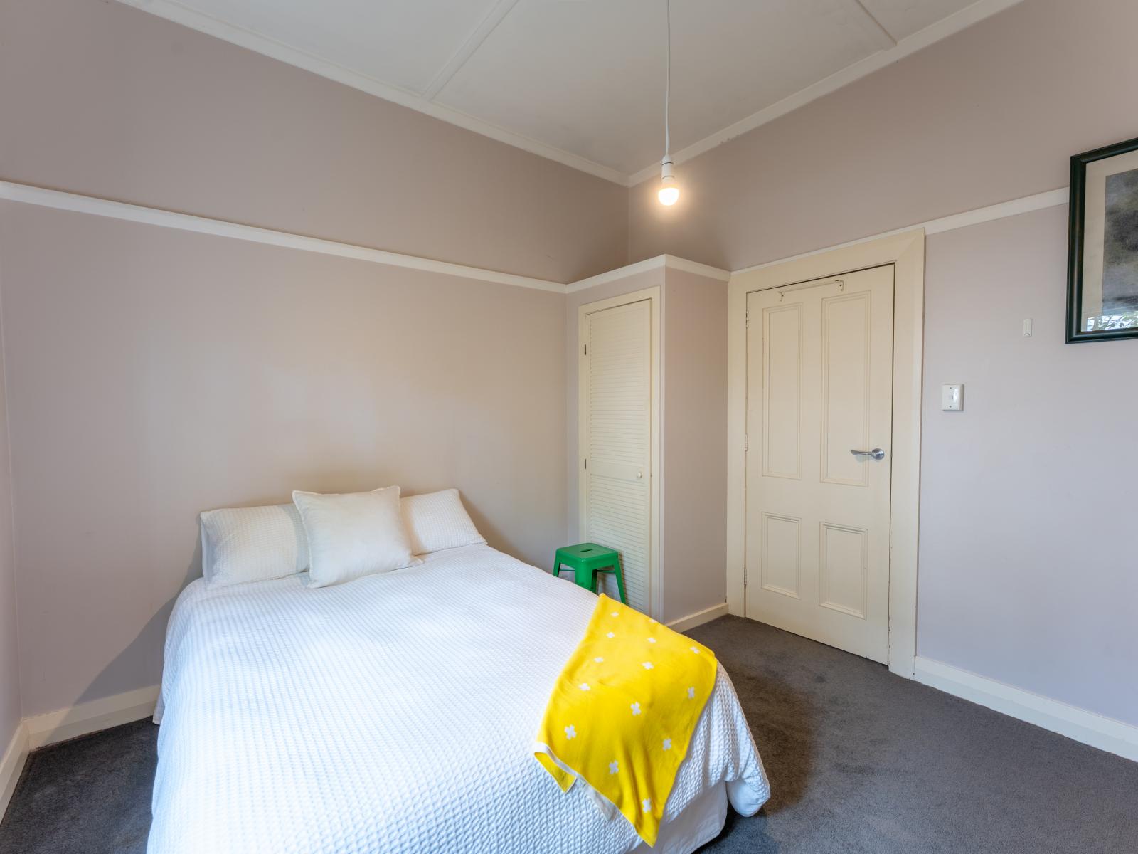 8 Saint Johns Avenue, Highfield